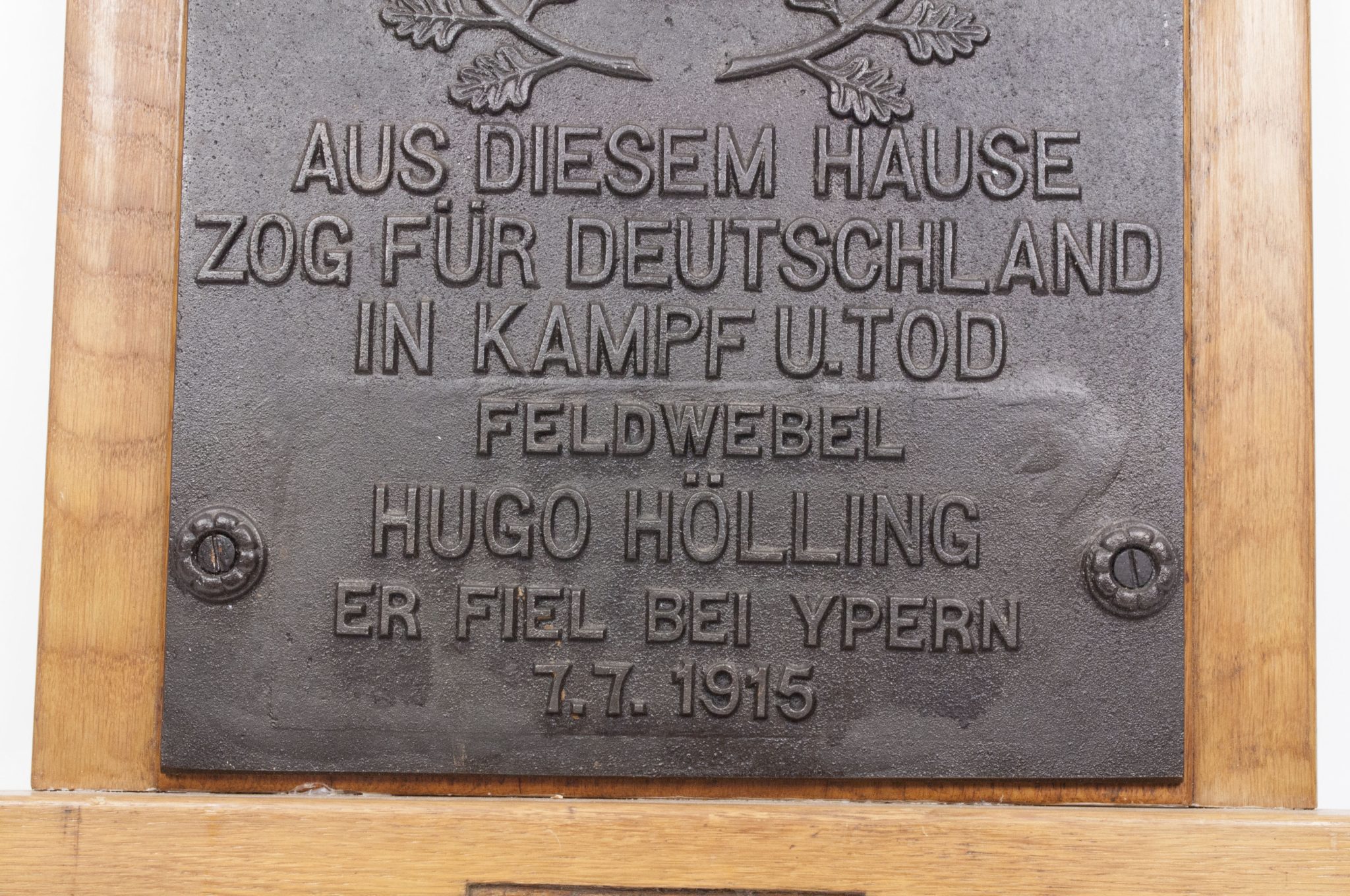 WWI large commemorative plate Feldwebel Hugo Hölling 8/RJR 213 gefallen bei Ypern 7.7.1915 - Image 11