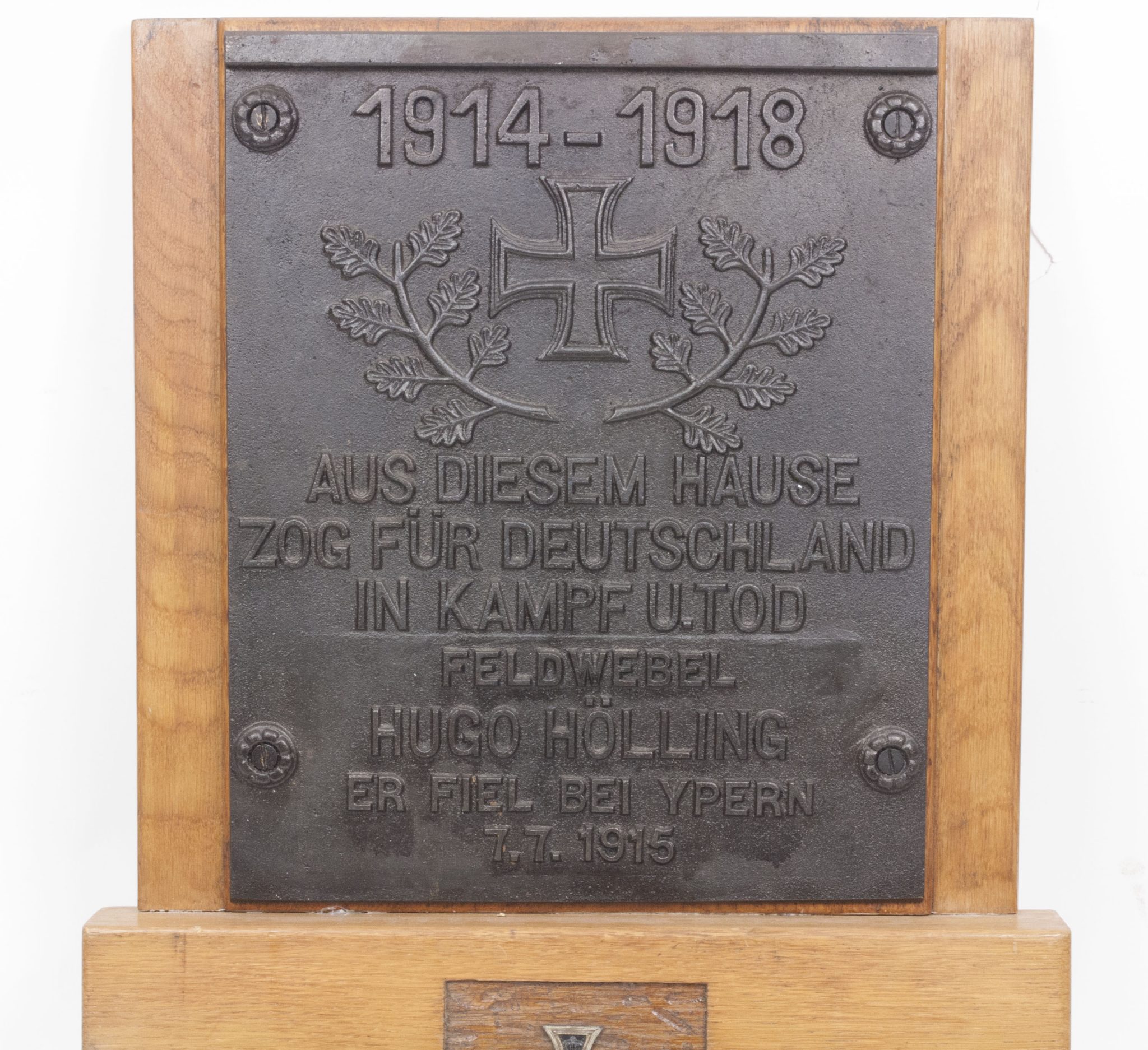 WWI large commemorative plate Feldwebel Hugo Hölling 8RJR 213 gefallen bei Ypern 7.7.1915 (4)