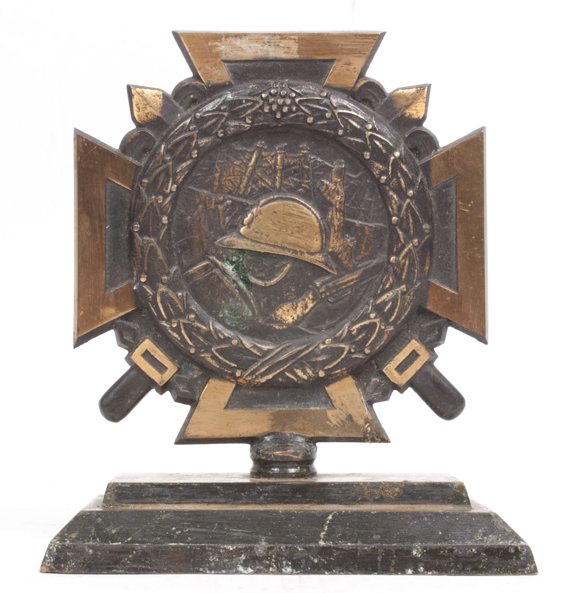 (Belgium) WWI commemorative Vuurkruis (Croix du Feu) statue (1) (Belgium) WWI commemorative Vuurkruis (Croix du Feu) statue