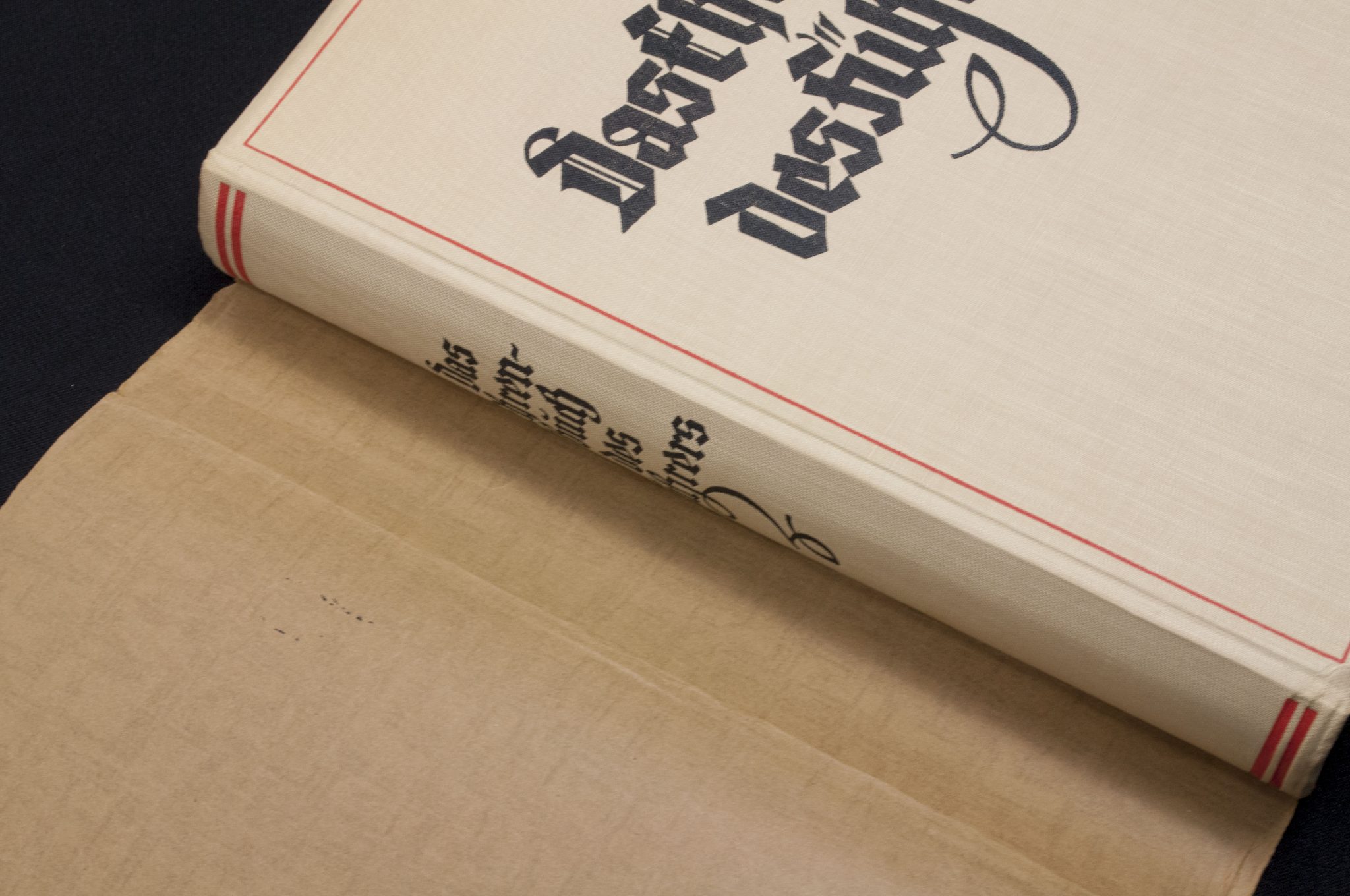 (Book) Das Ehrenbuch des Führers. Der Weg zur Volksgemeinschaft (1933)