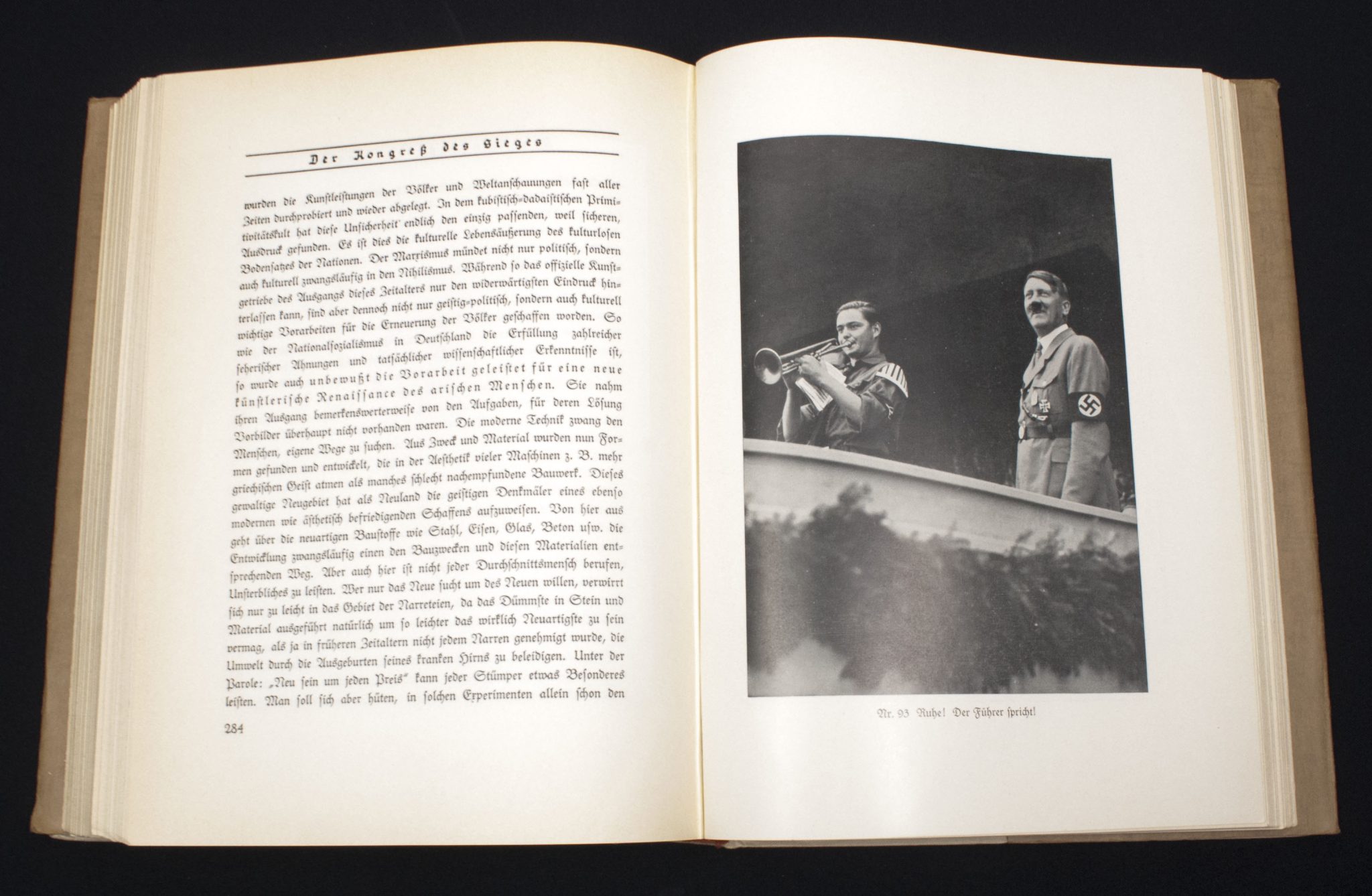 (Book) Das Ehrenbuch des Führers. Der Weg zur Volksgemeinschaft (1933)