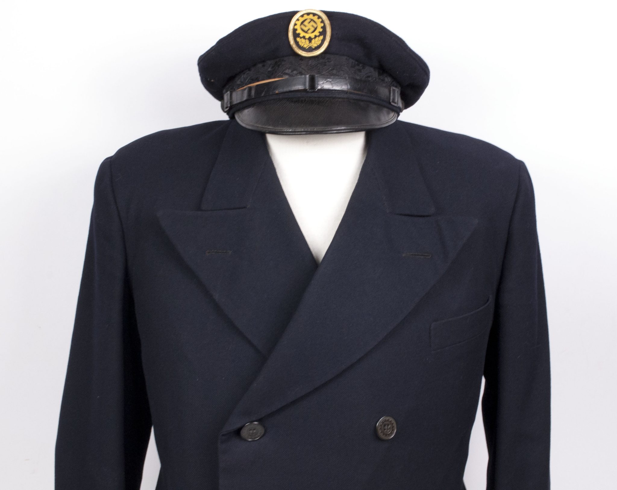 Deutsche Arbeitsfront (DAF) service tunic + visor cap - Image 25