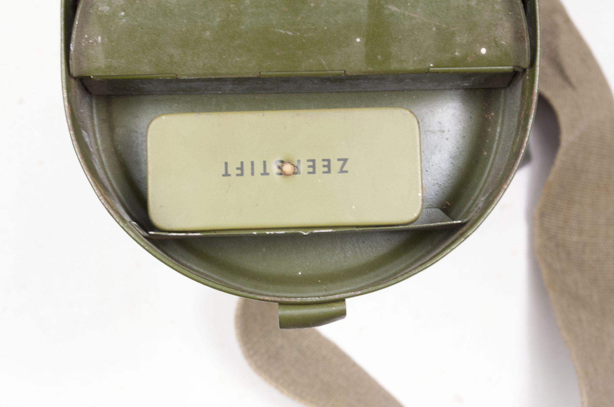 Dutch Army gasmask model H with canister and all extra parts (1940) - RARE - Image 22