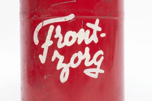(NSB) Frontzorg collecting tin
