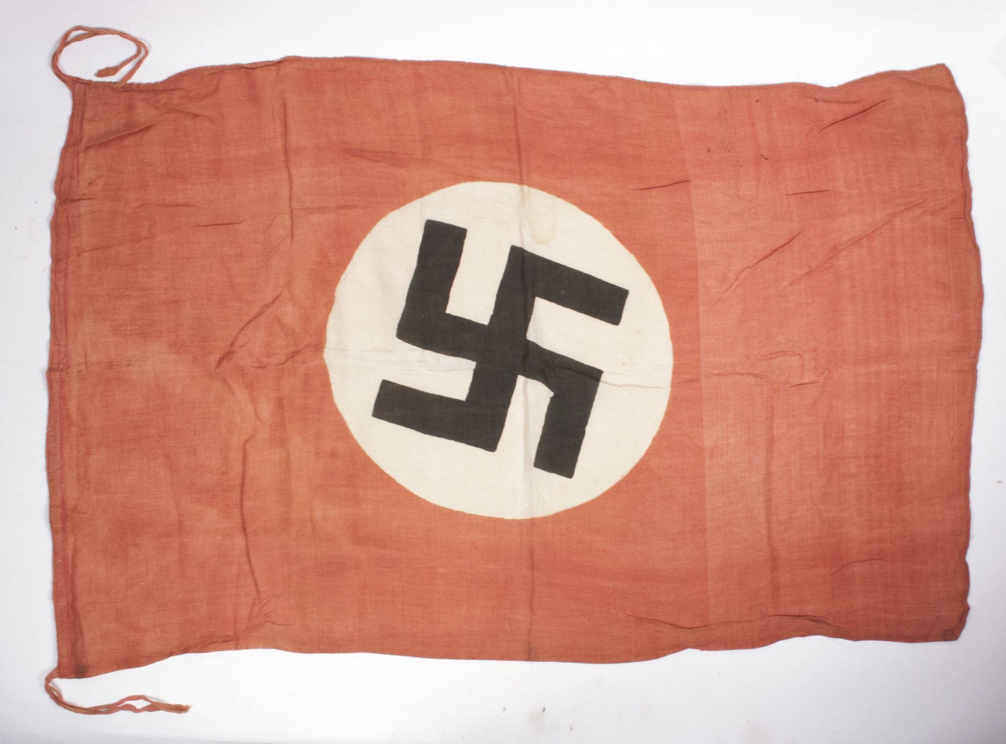 NSDAP early flag (approximately 97×65 cm) (3)
