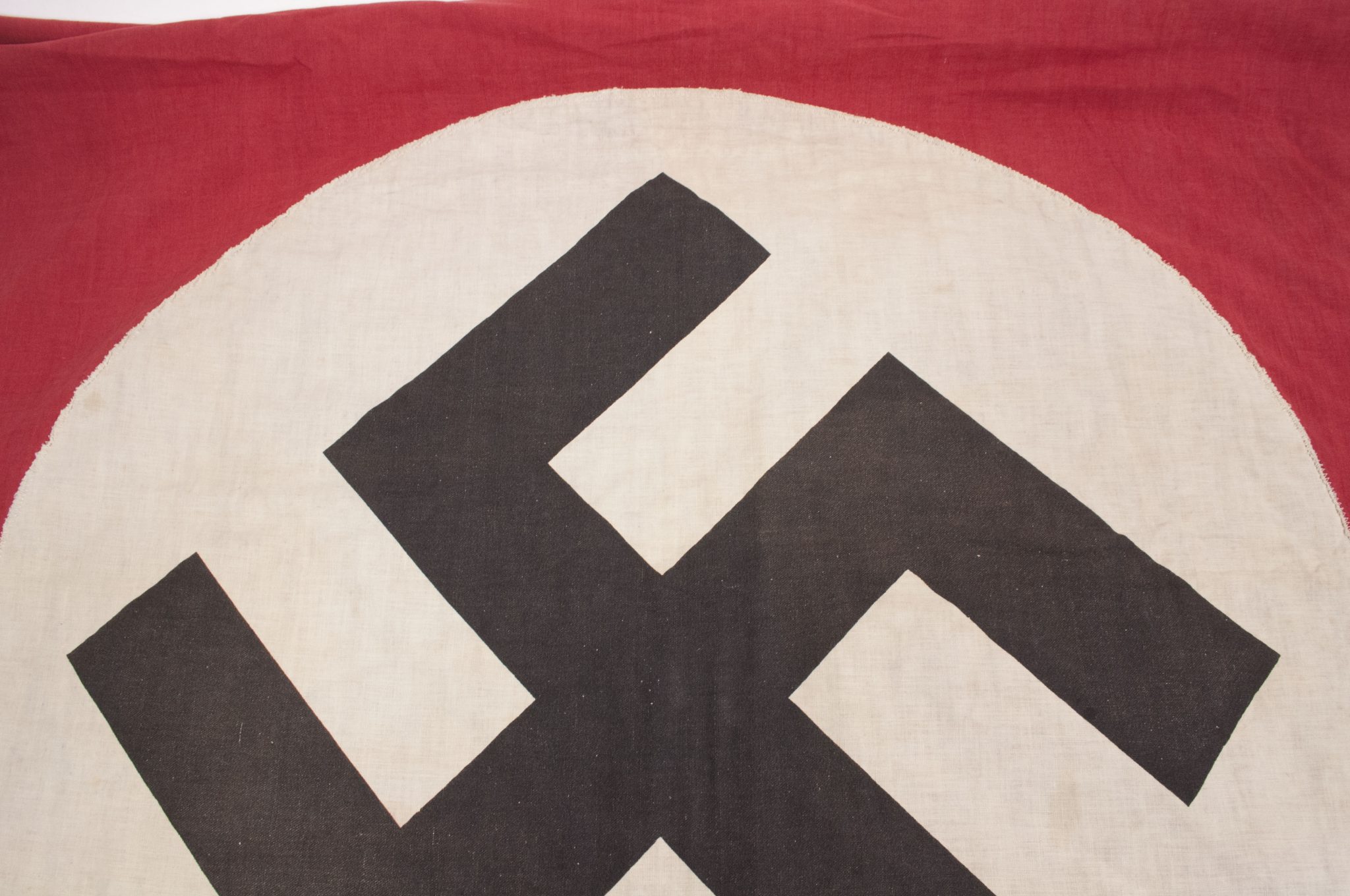 NSDAP large houseflag (240 x 125 centimeters) - Image 14