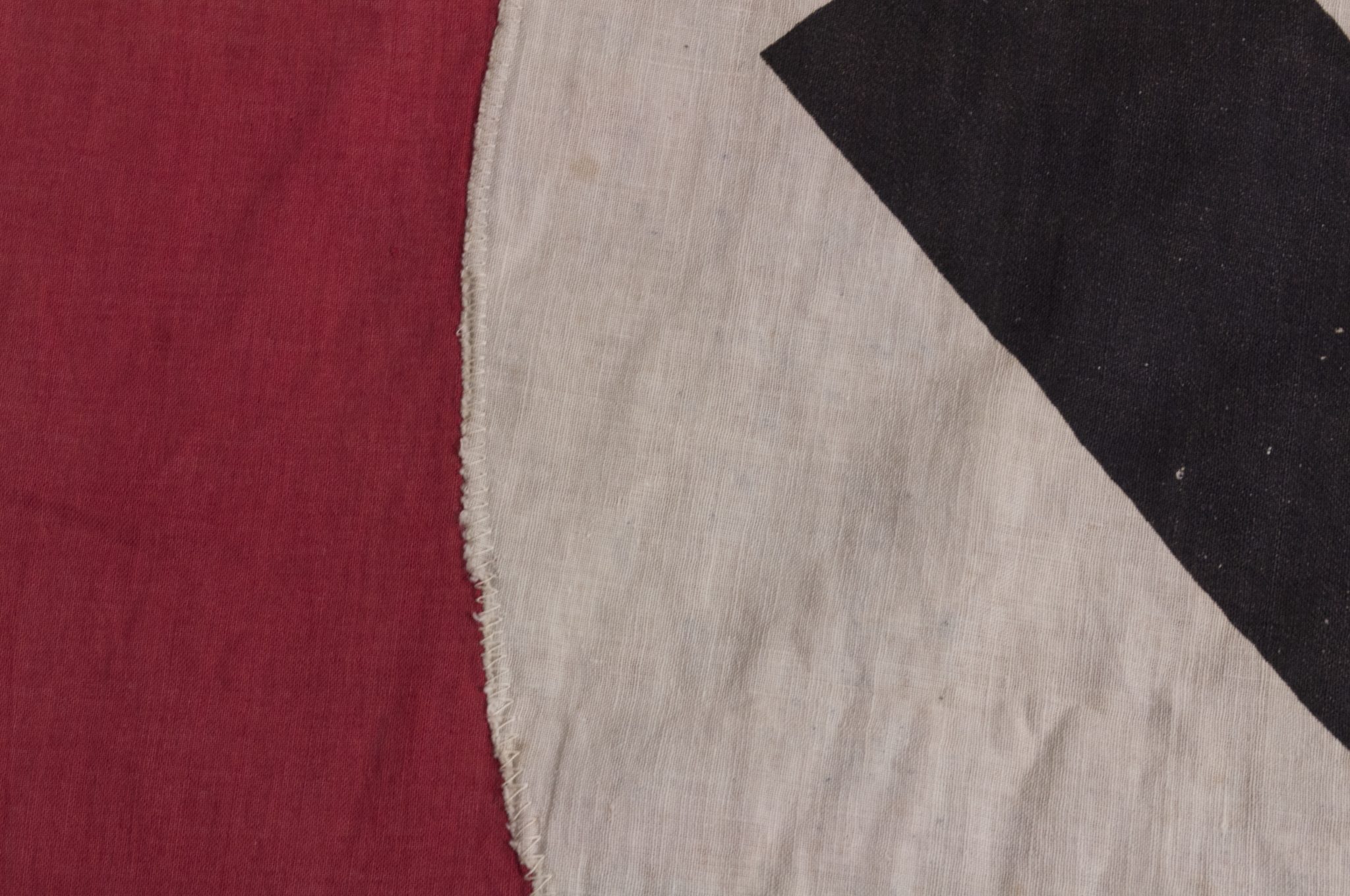 NSDAP large houseflag (240 x 125 centimeters) - Image 34