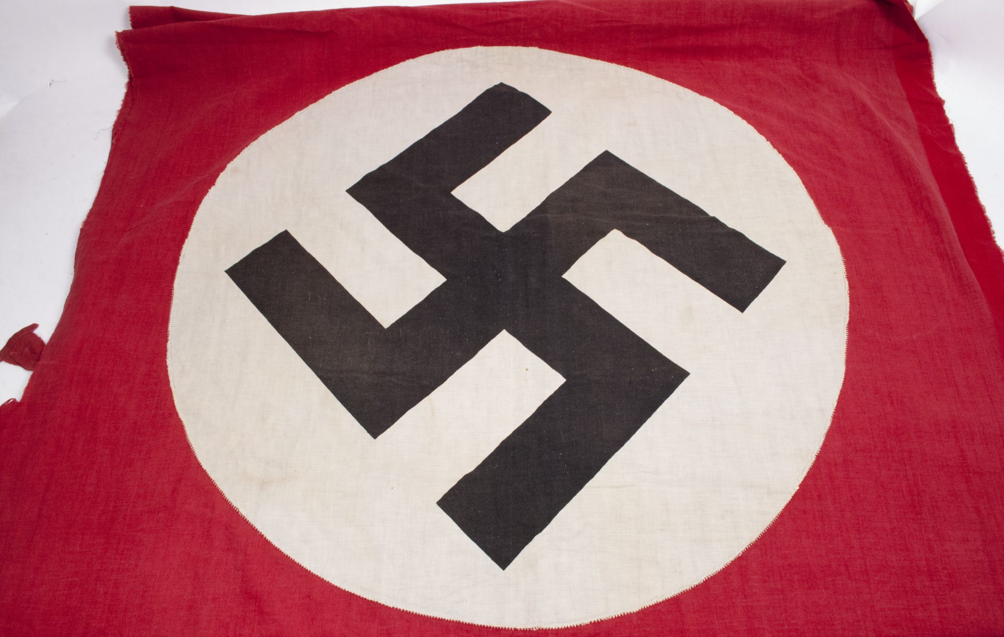 NSDAP large houseflag (240 x 125 centimeters) - Image 9