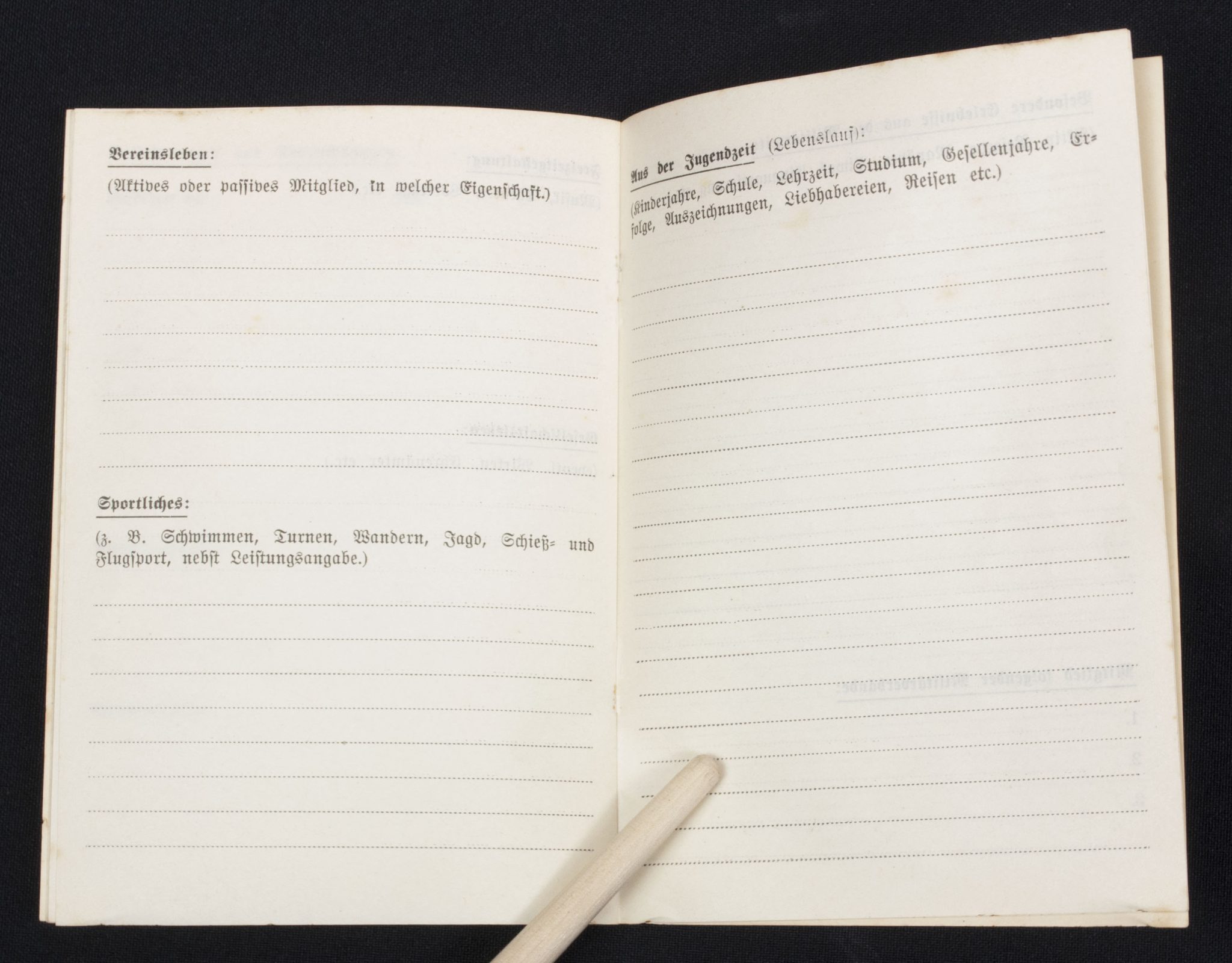 PLaque den Vaterlande treu gedient including the rare booklet 3.N.A.Ob.d.L.