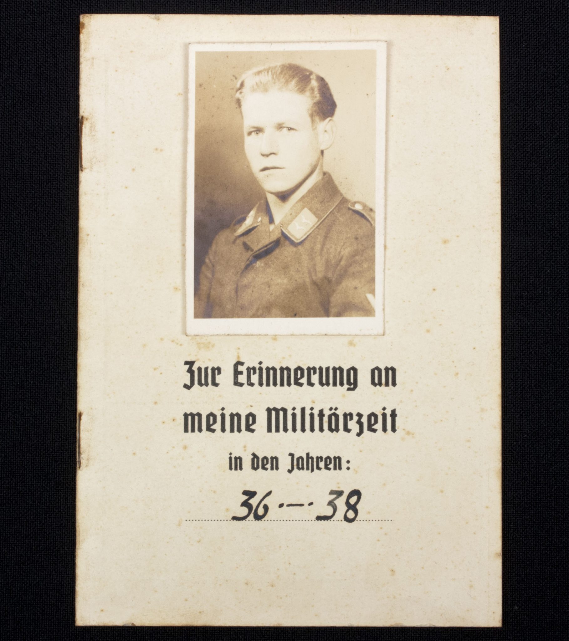 PLaque den Vaterlande treu gedient including the rare booklet 3.N.A.Ob.d.L.