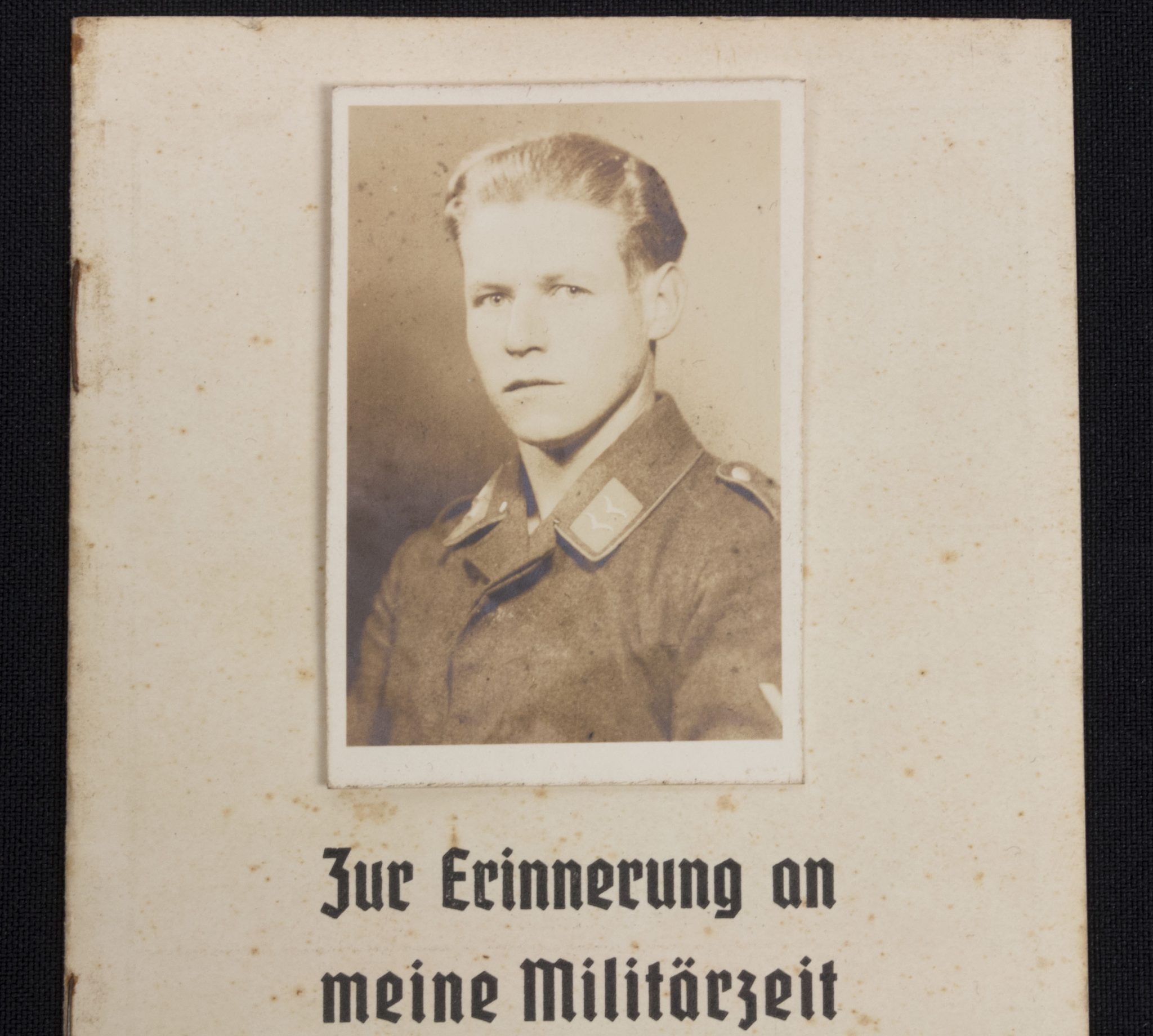 PLaque den Vaterlande treu gedient including the rare booklet 3.N.A.Ob.d.L.