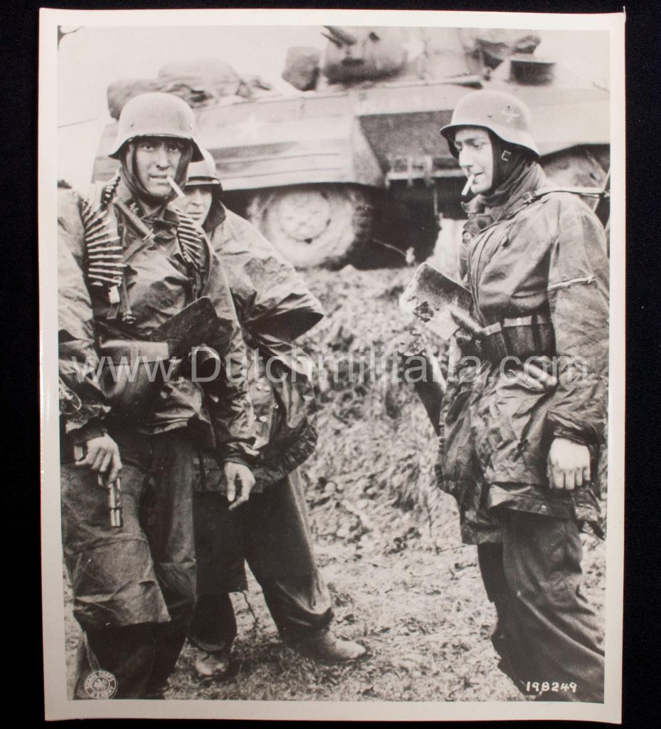 (Photo) Kampfgruppe Max Hansen SS Pz Rgt 2 – Iconic Battle of the Bulge ...