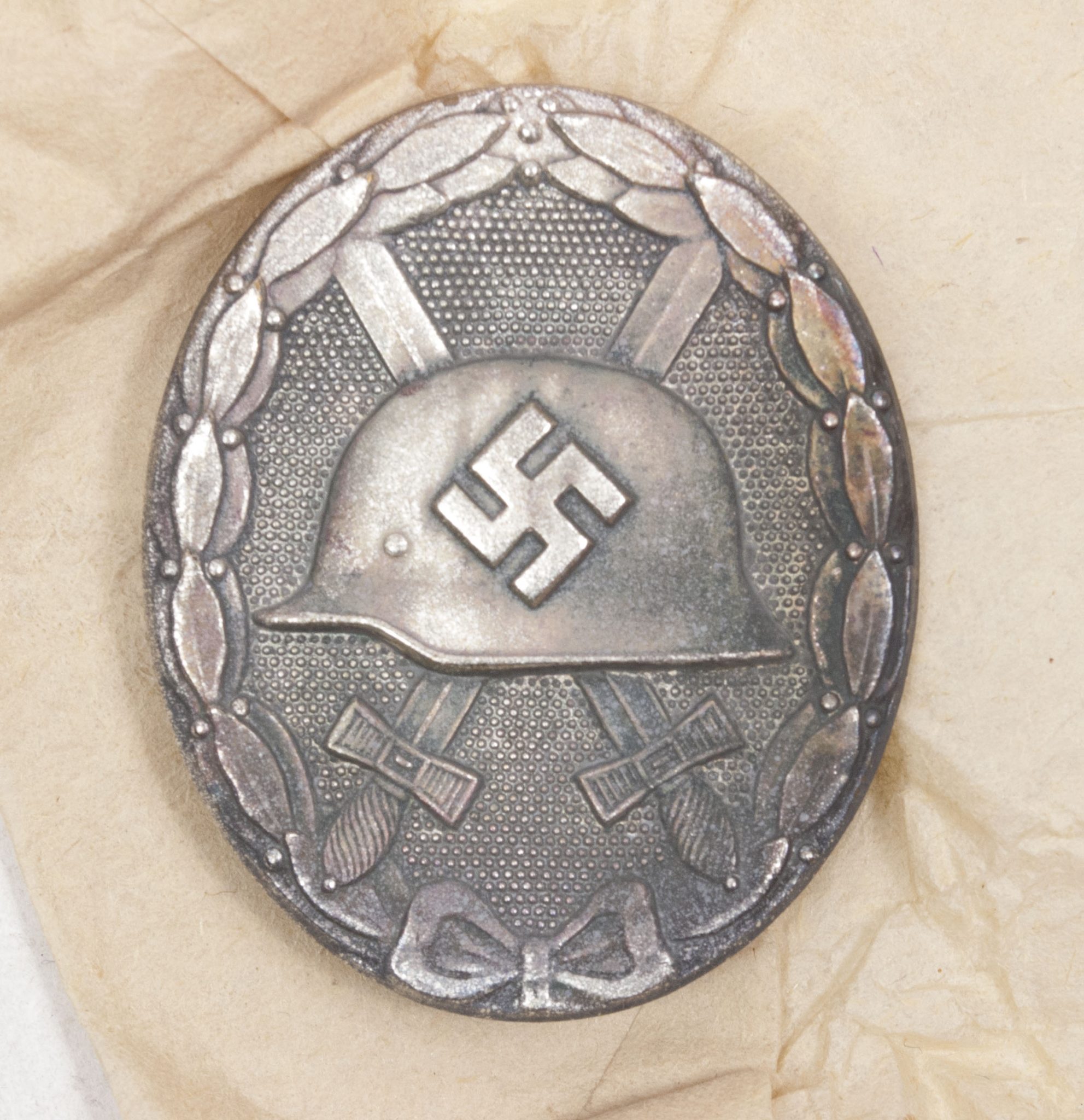 Verwundetenabzeichen Silber + Tüte (MM Steinhauer & Lück Lüdenscheid) - Unissued