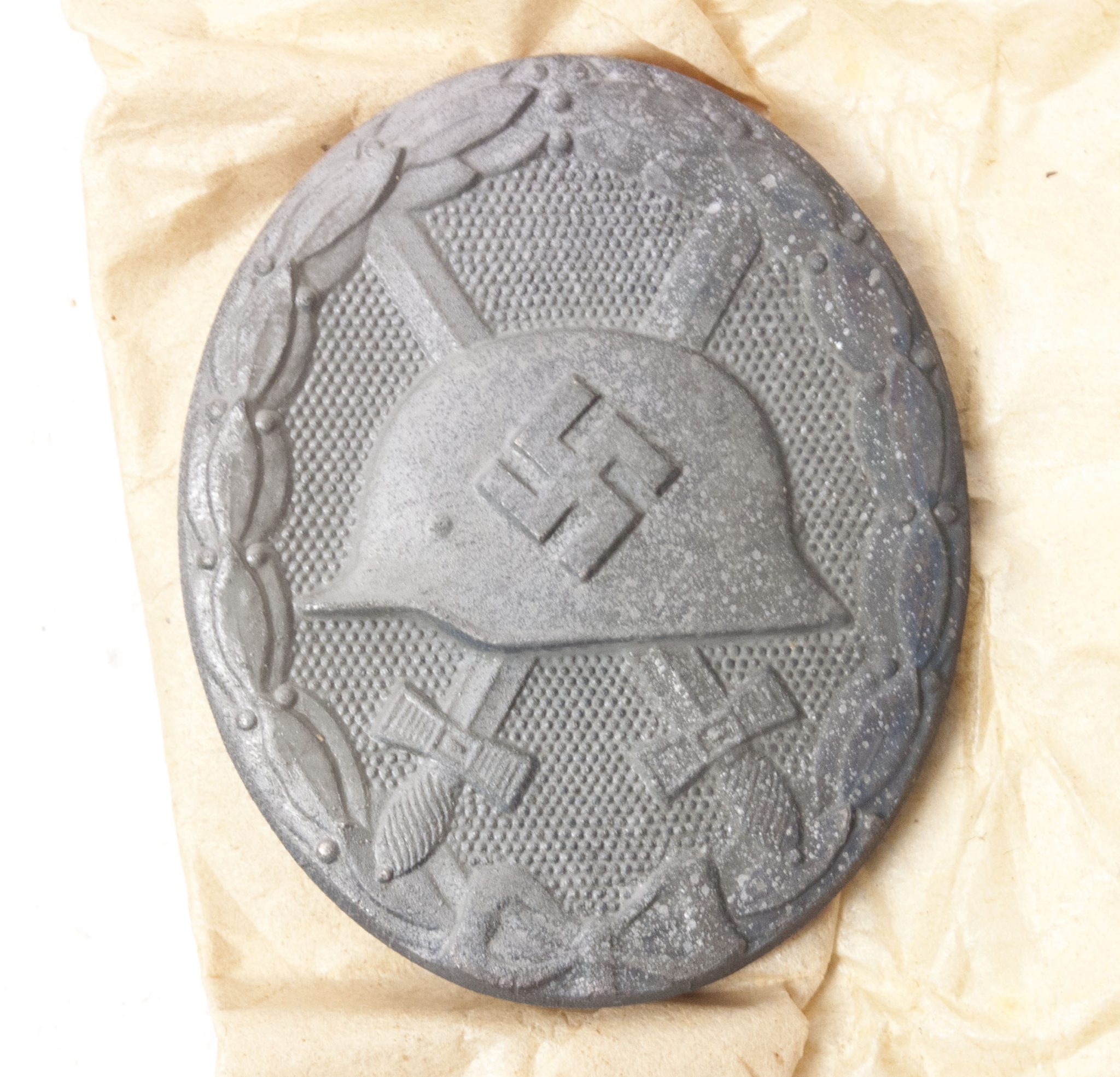 Verwundetenabzeichen Silber + Tüte (MM Steinhauer & Lück Lüdenscheid) - Unissued