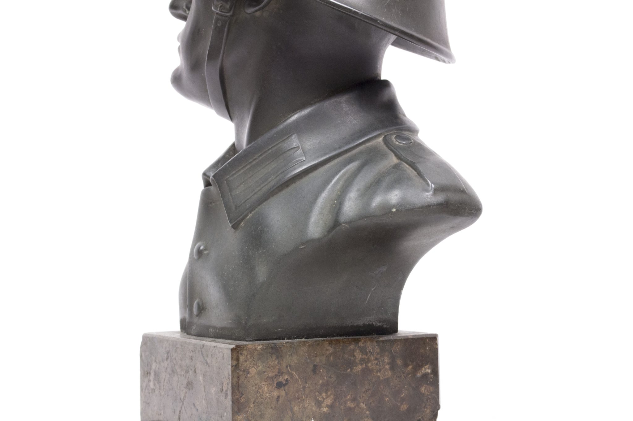 WWII Large German Wehrmacht soldier bust (30 cm height) - Image 10