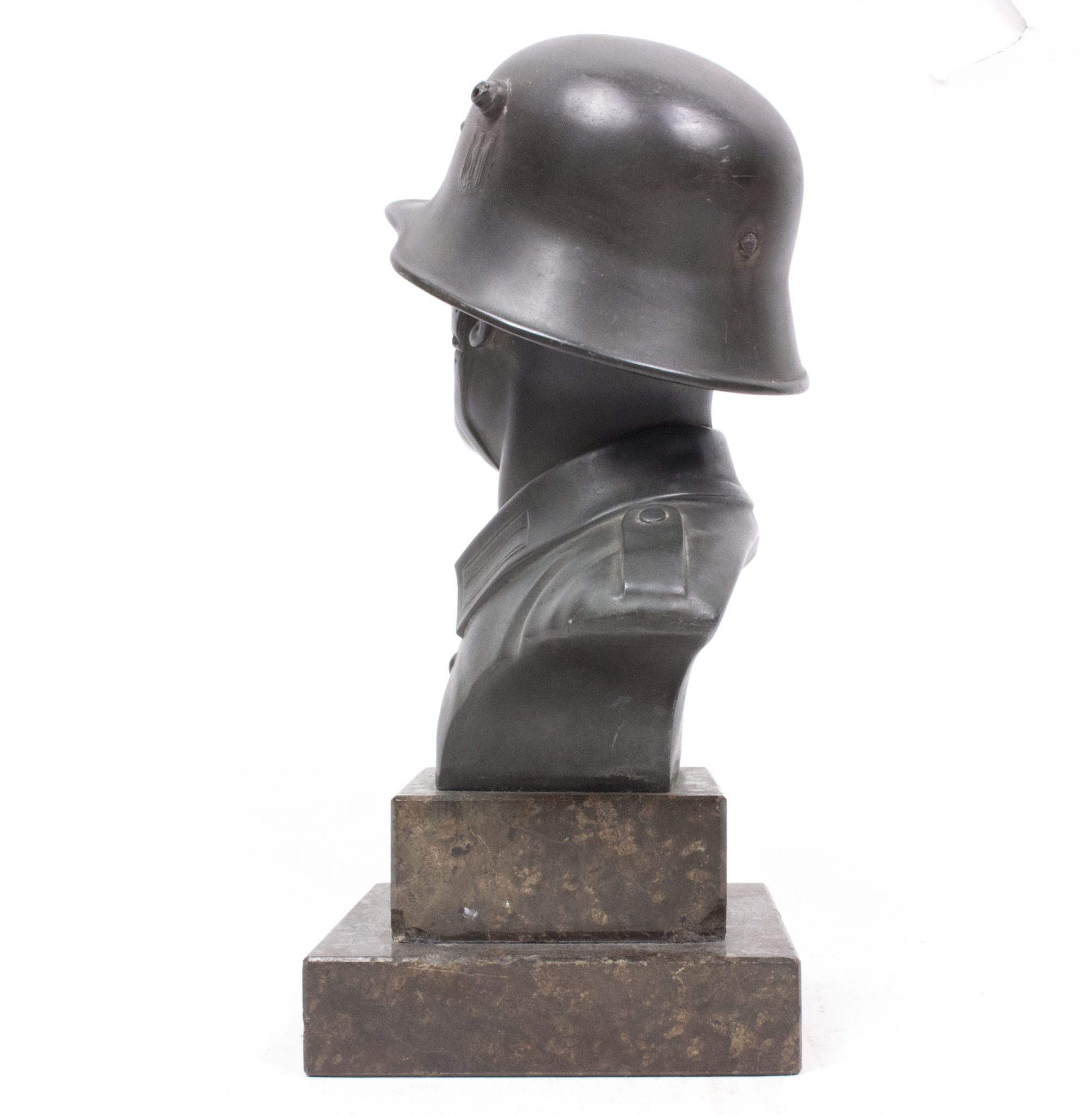 WWII Large German Wehrmacht soldier bust (30 cm height) - Image 16