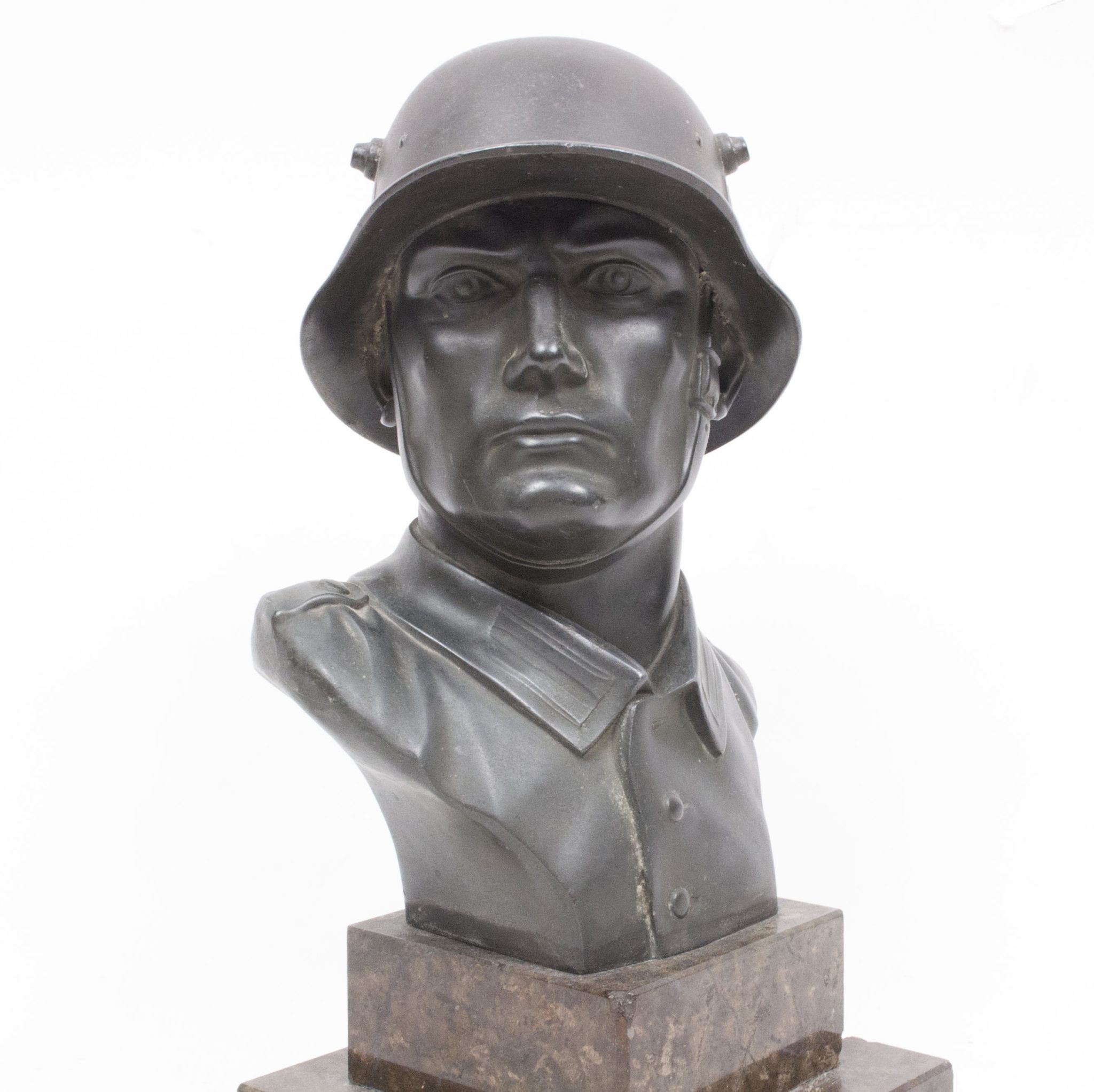WWII Large German Wehrmacht soldier bust (30 cm height) - Image 39