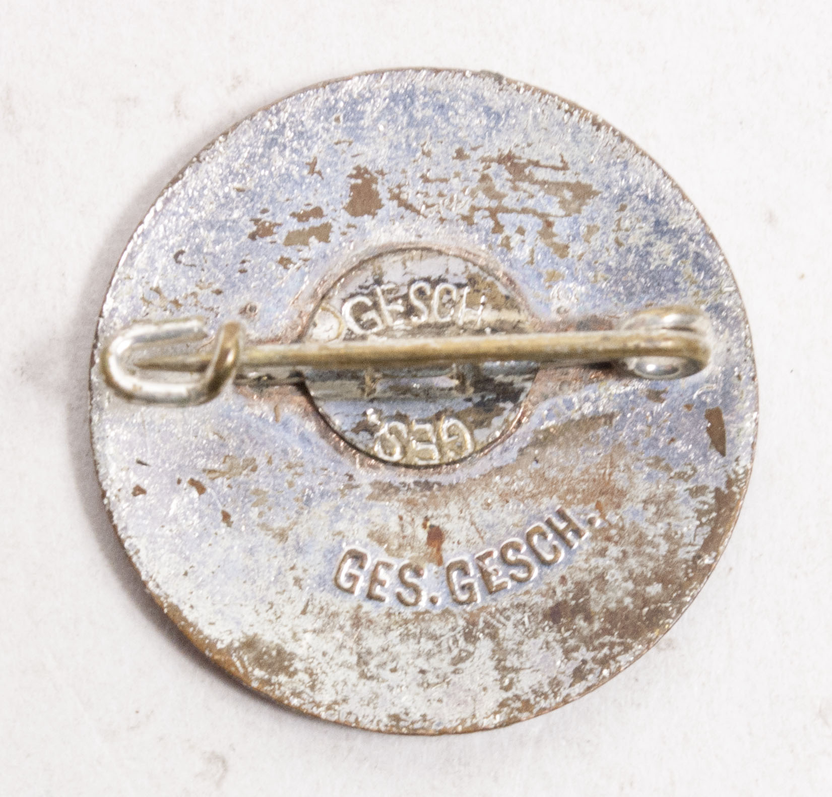 NSDAP memberbadge (Double marked Ges Gesch) (1) NSDAP memberbadge (Double marked Ges Gesch)