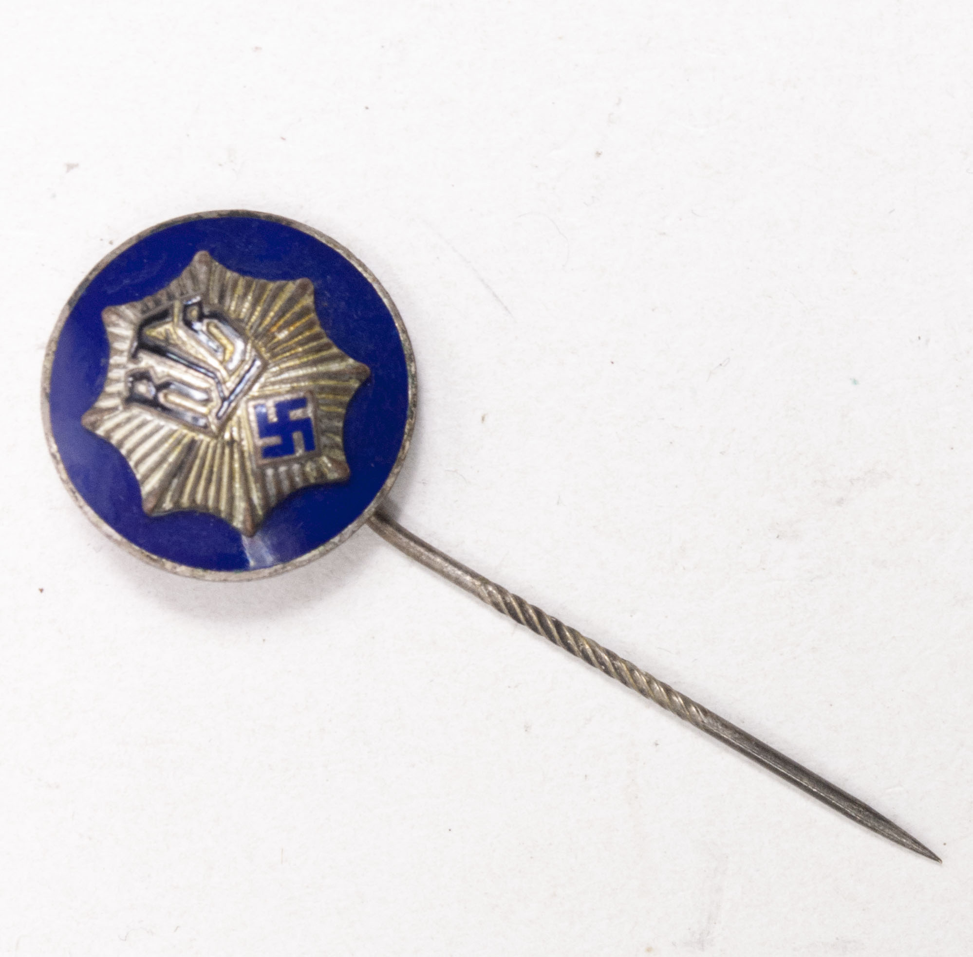 Reichsluftschutzbund Amtsträgerabzeichen (Maker Würster Markneukirchen) (2) Reichsluftschutzbund Amtsträgerabzeichen (Maker Würster Markneukirchen)