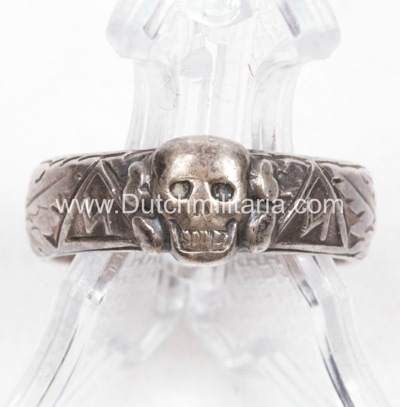 SS Totenkopfring Ehrenring – rare (3) SS-Totenkopfring-Ehrenring-rare