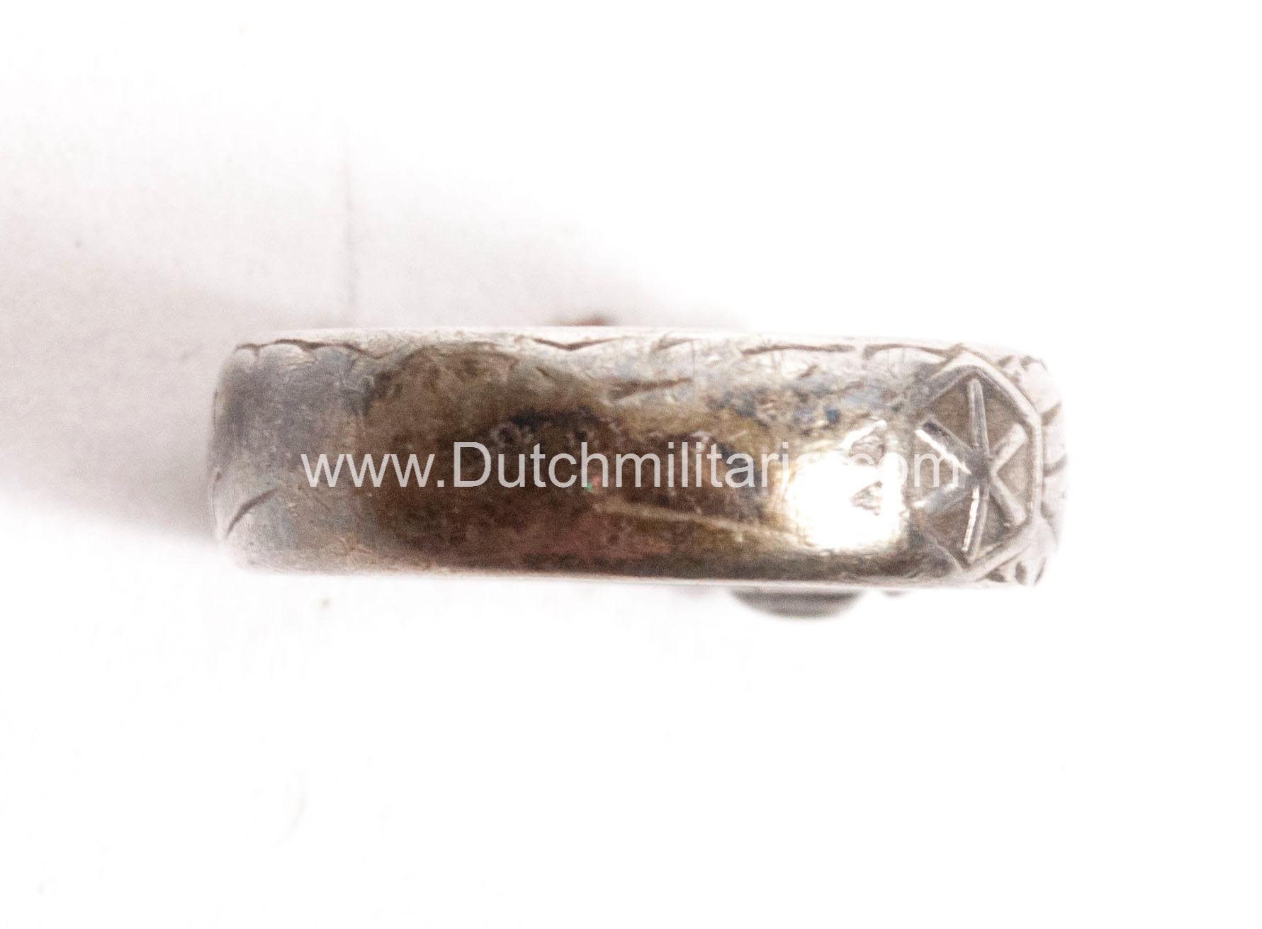 SS-Totenkopfring-Ehrenring-rare