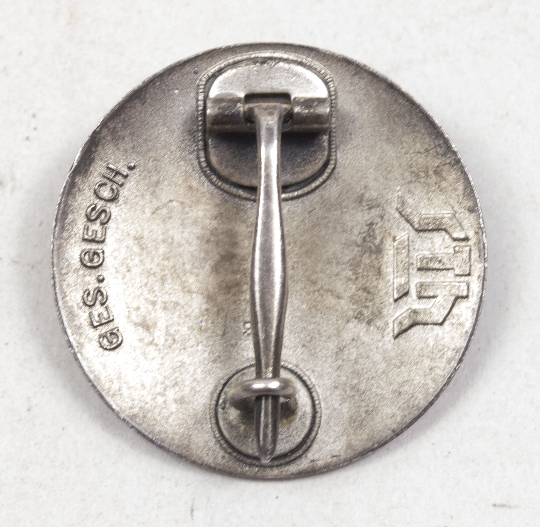 Stahlhelmbund Diensteintrittabzeichen 1931 (Hallmarked 935 silver) (3) Stahlhelmbund Diensteintrittabzeichen 1931 (Hallmarked 935 silver)