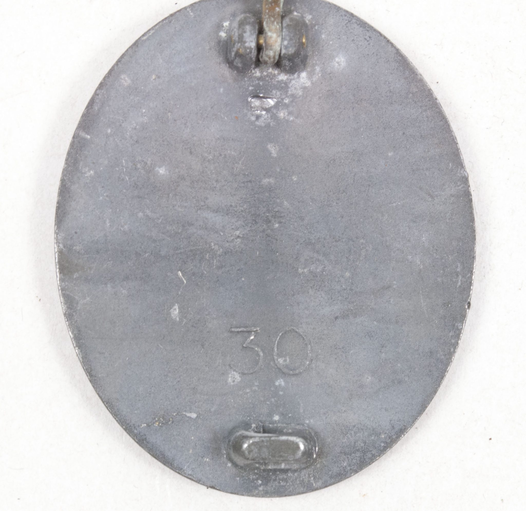 Verwundetenabzeichen silber (VWA) Woundbadge in silver “30” (maker Hauptmünzamt Wien) (2) Verwundetenabzeichen silber (VWA) Woundbadge in silver “30” (maker Hauptmünzamt Wien)