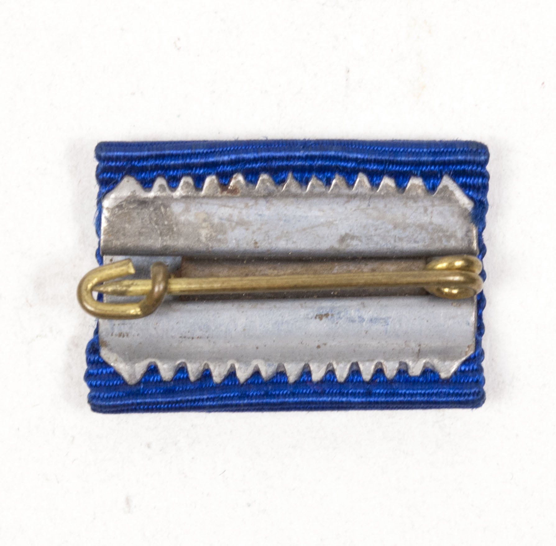 Wehrmacht (Heer) Dienstauszeichnung 4 Jahre single ribbon (2) Wehrmacht (Heer) Dienstauszeichnung 4 Jahre single ribbon