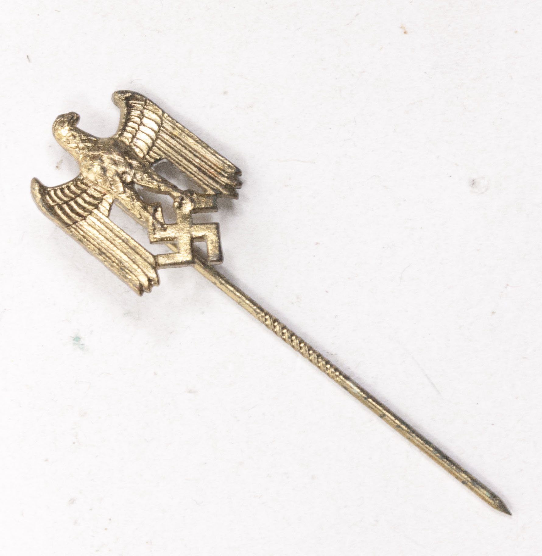 Wehrmacht (Heer) eagle stickpin in gold color (1) Wehrmacht (Heer) eagle stickpin in gold color