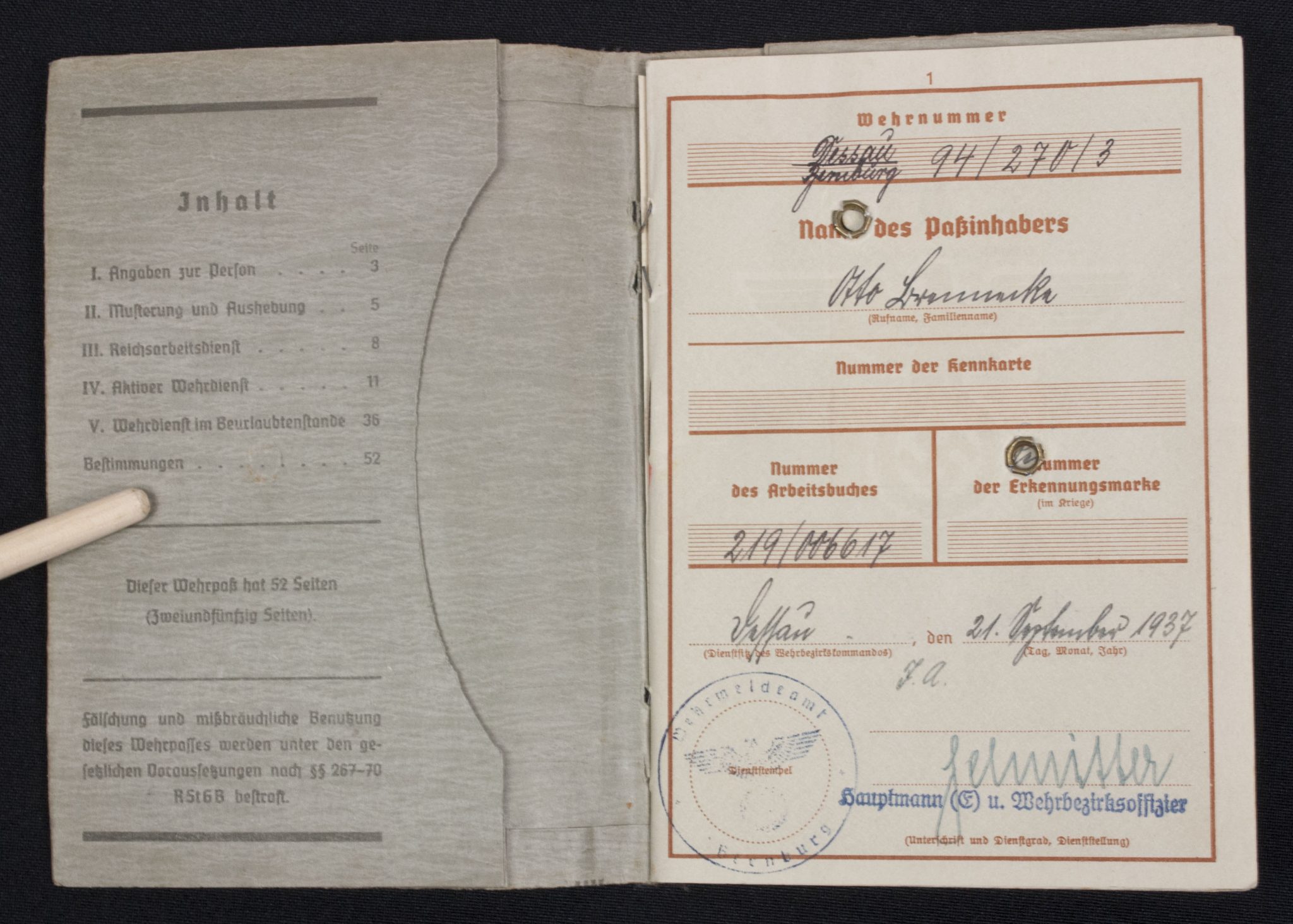 Wehrpass Wehrbezirkskommando Bernburg (Iron cross + Frontkämpfer cross entry) (2)