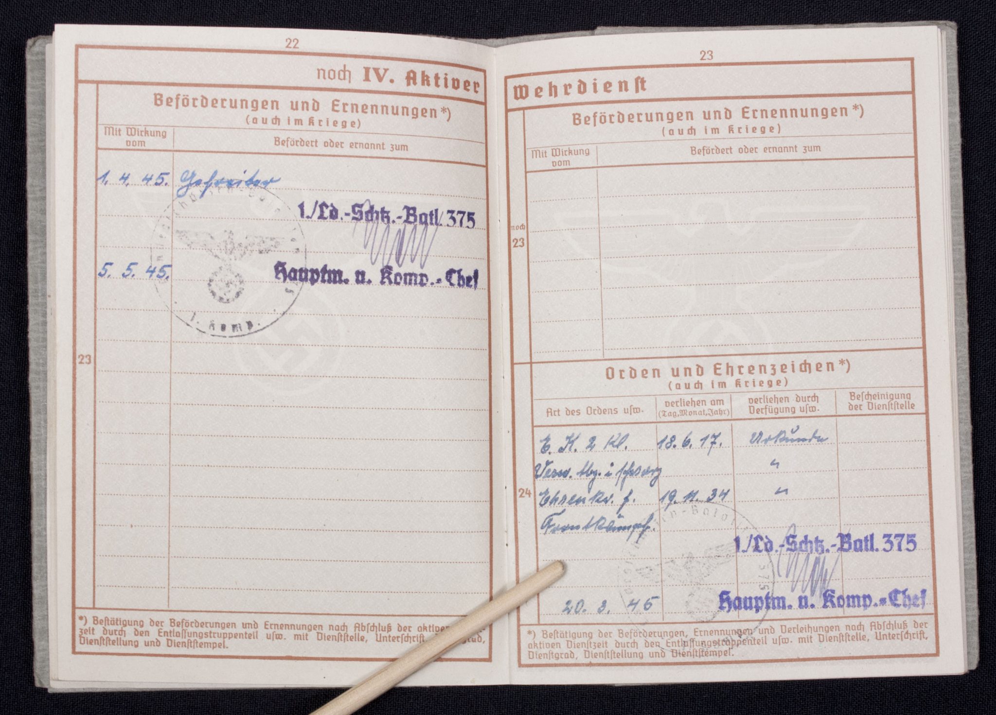 Soldbuch + Wehrpass late war Lds.Schtz.Ers.Btl.4. - Image 33