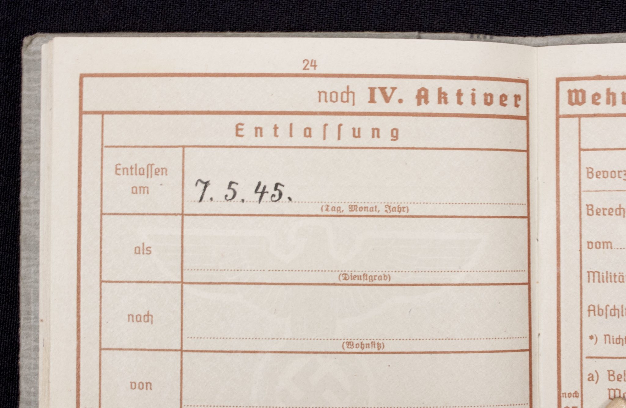 Soldbuch + Wehrpass late war Lds.Schtz.Ers.Btl.4. - Image 36