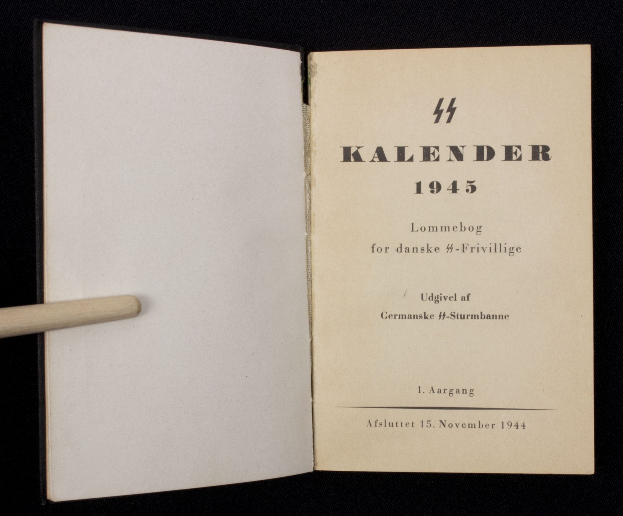 DenmarkGermanske-SS-Sturmbanne-SS-Kalender-1945-Lommebog-for-danske-SS-Frivillige-Soldatenfreund-1946-Very-rare.