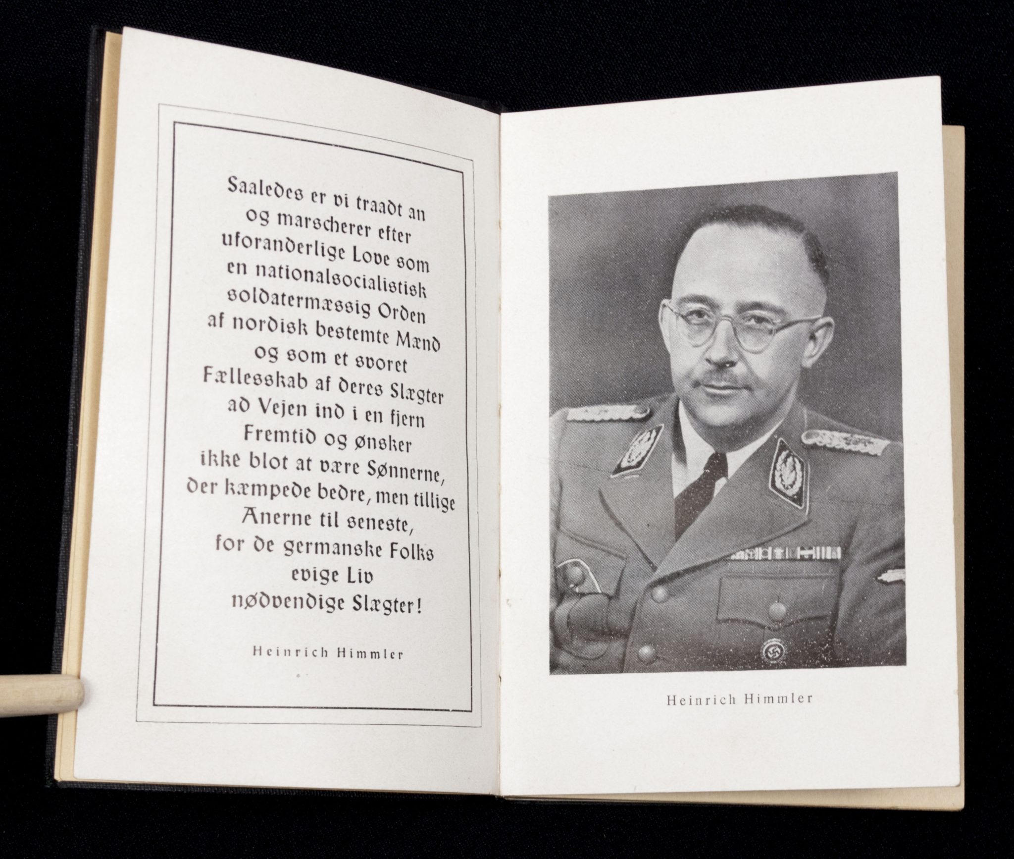 DenmarkGermanske-SS-Sturmbanne-SS-Kalender-1945-Lommebog-for-danske-SS-Frivillige-Soldatenfreund-1946-Very-rare.