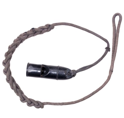 Hitlerjugend (HJ) Gebietsführer lanyard + whistle