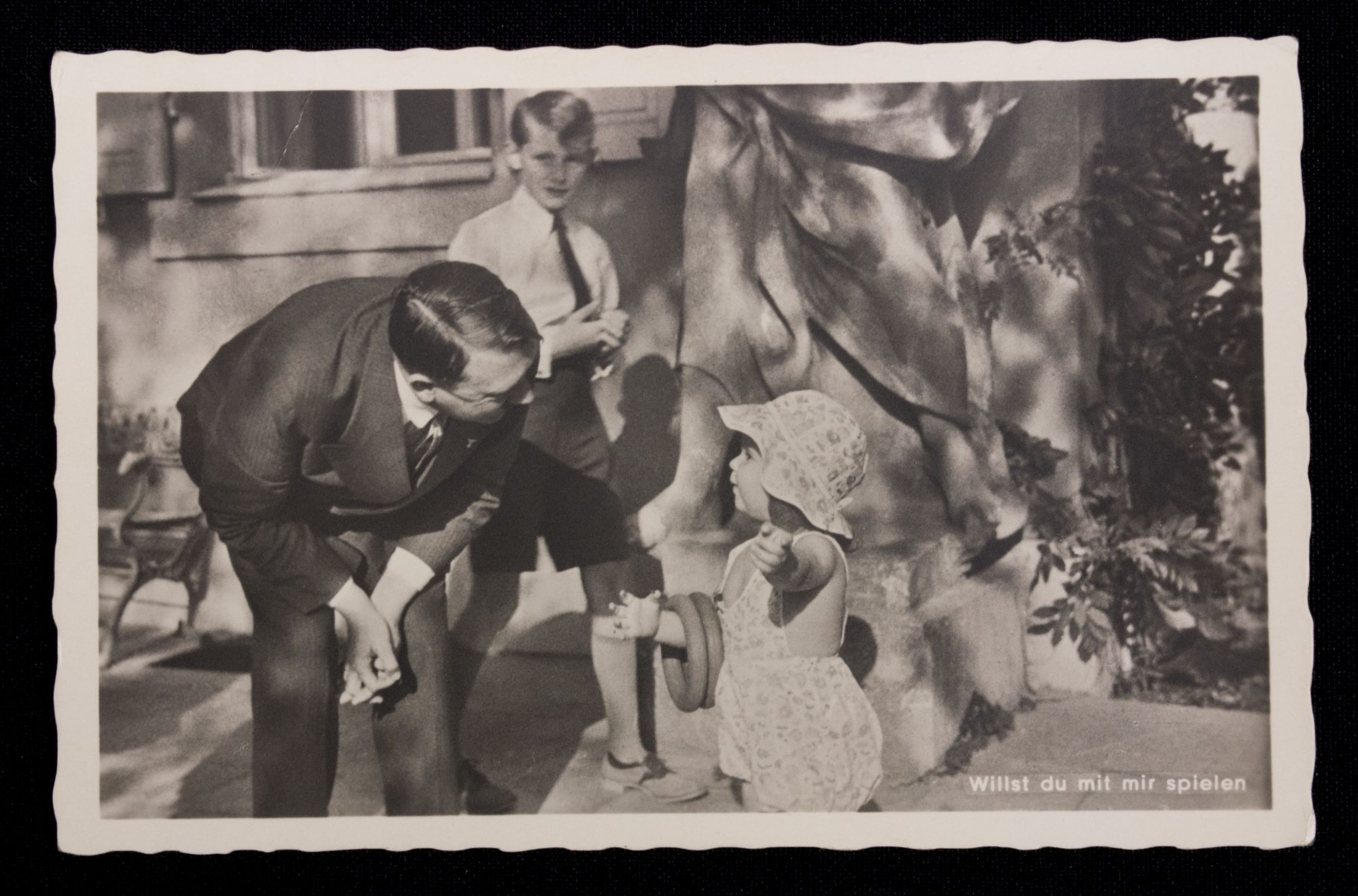 (Postcard) Hitler – Willst du mit mir speielen (2) (Postcard) Hitler - Willst du mit mir speielen
