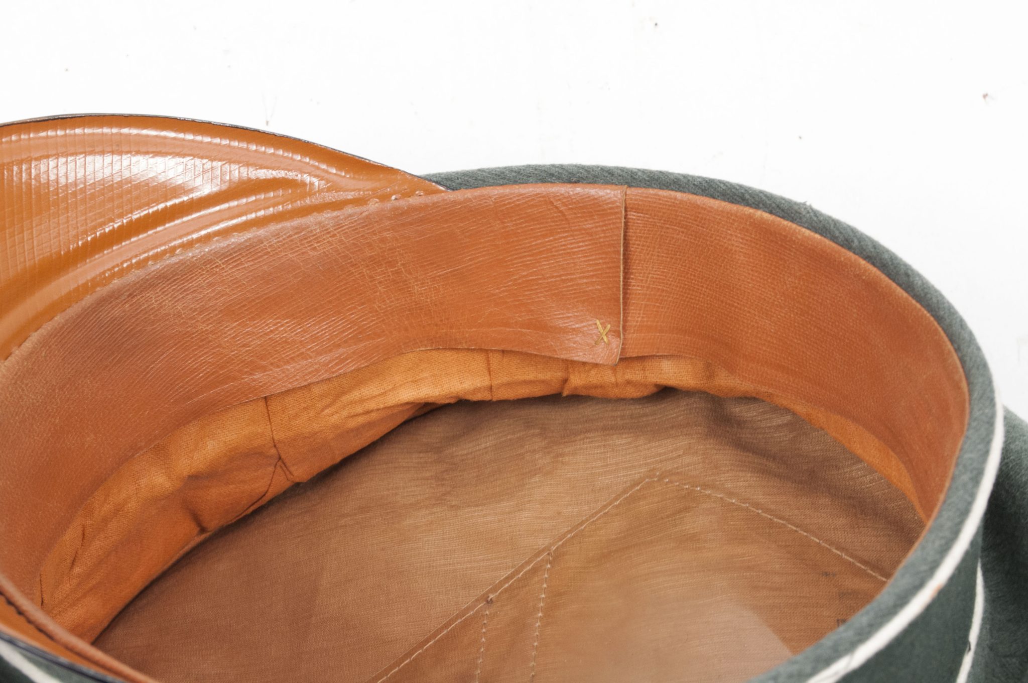 Wehrmacht (Heer) Infanterie Schirmmütze (Maker Landeslieferungsgenossenschaft Württemberg 1935) - Image 19