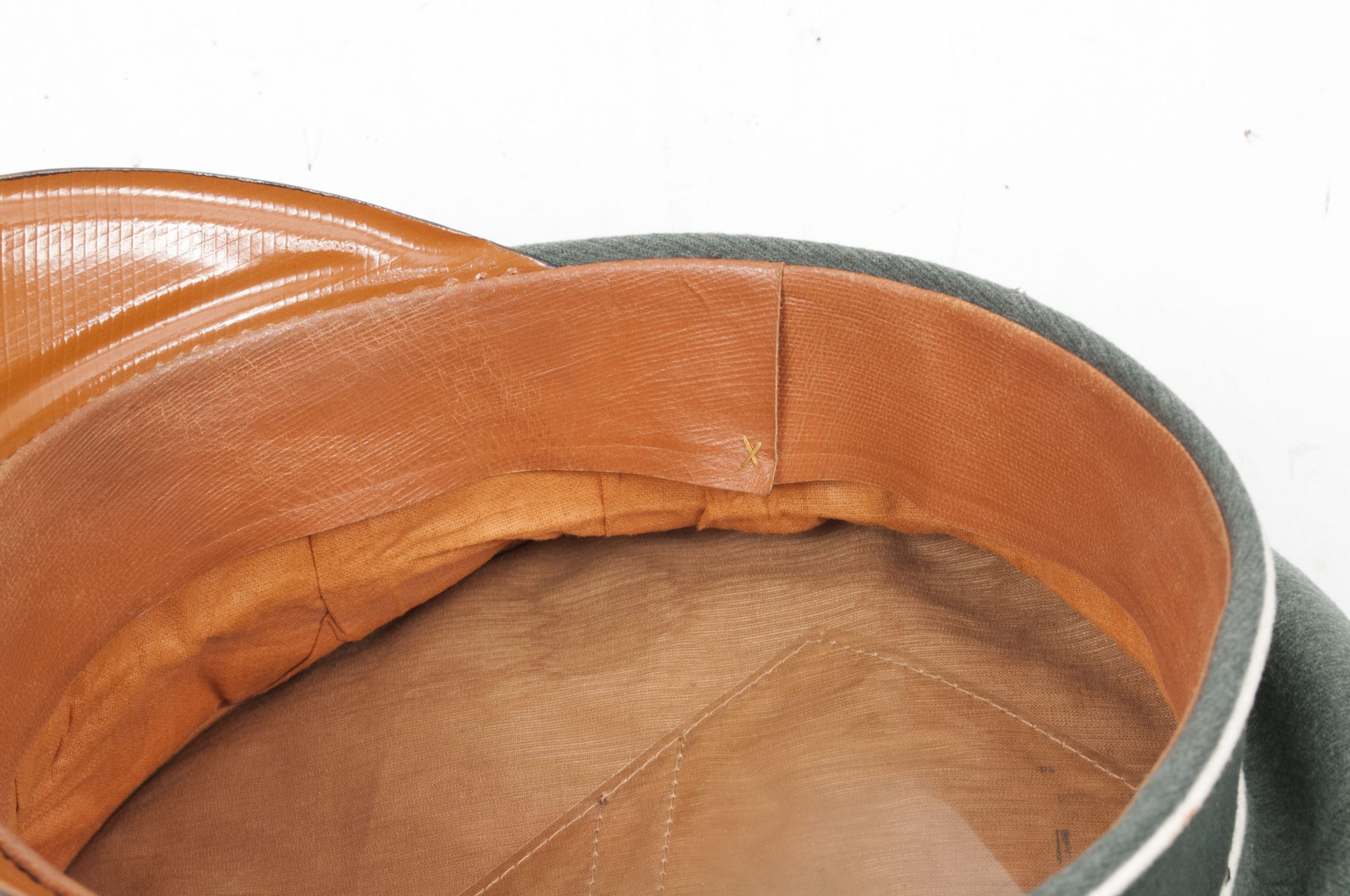 Wehrmacht (Heer) Infanterie Schirmmütze (Maker Landeslieferungsgenossenschaft Württemberg 1935) - Image 20