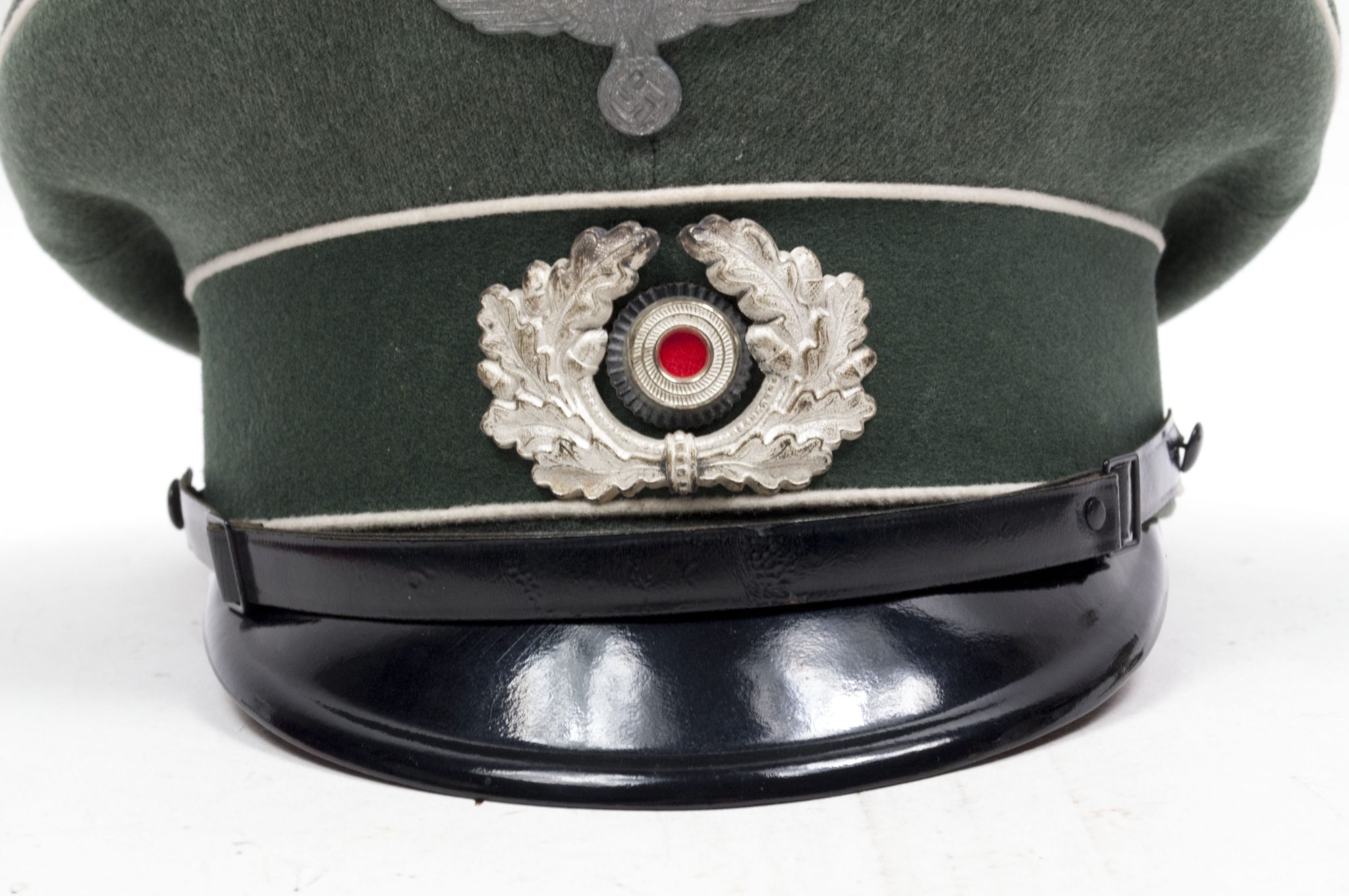 Wehrmacht (Heer) Infanterie Schirmmütze (Maker Landeslieferungsgenossenschaft Württemberg 1935) (4) Deutsche Arbeitsfront (DAF) Flag pole