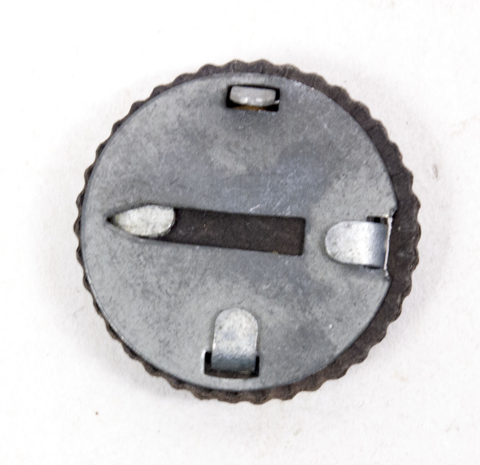 German WWII visorcap cockarde (2) German WWII visorcap cockarde