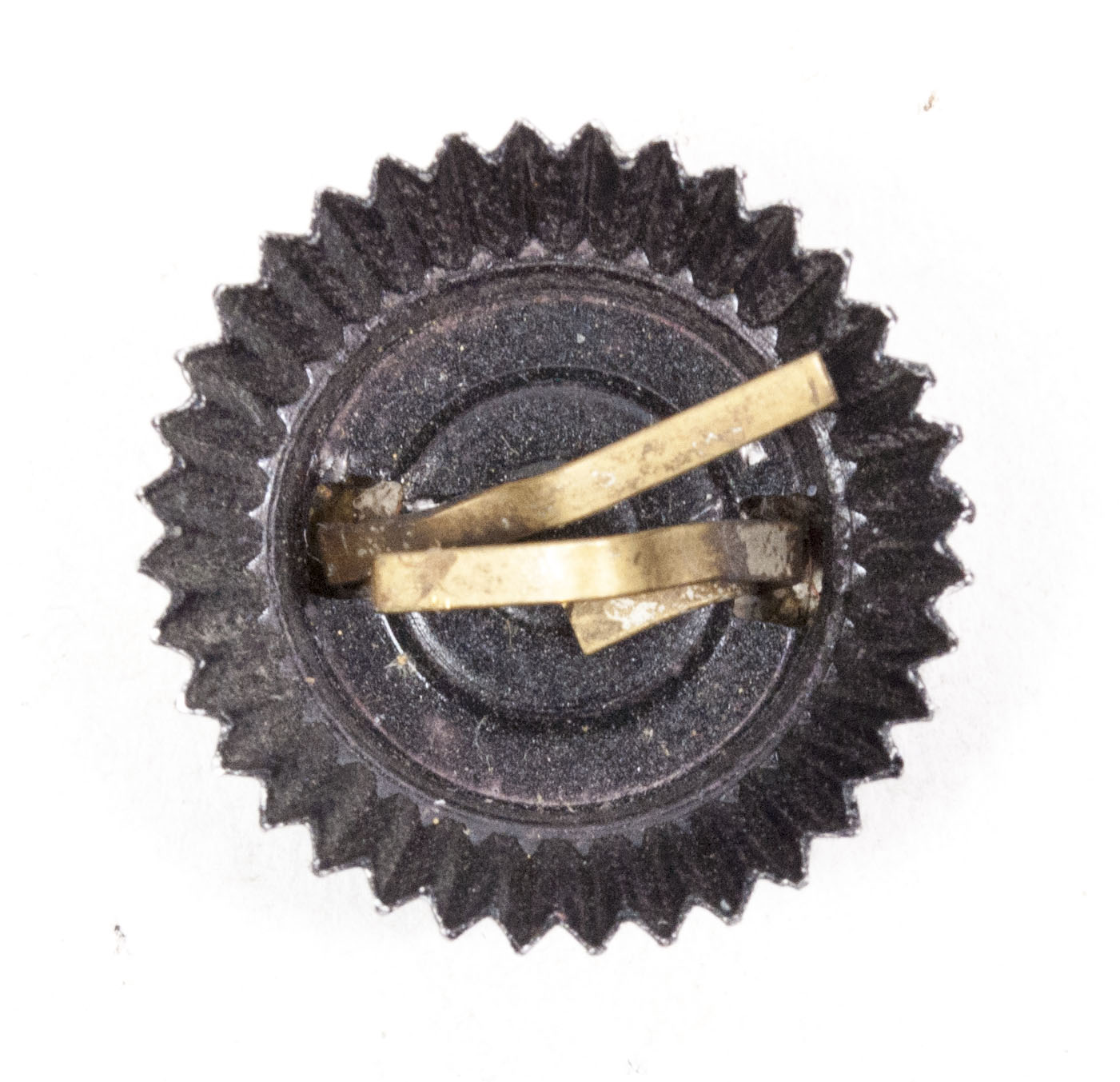 German WWII visorcap cockarde (2) German WWII visorcap cockarde