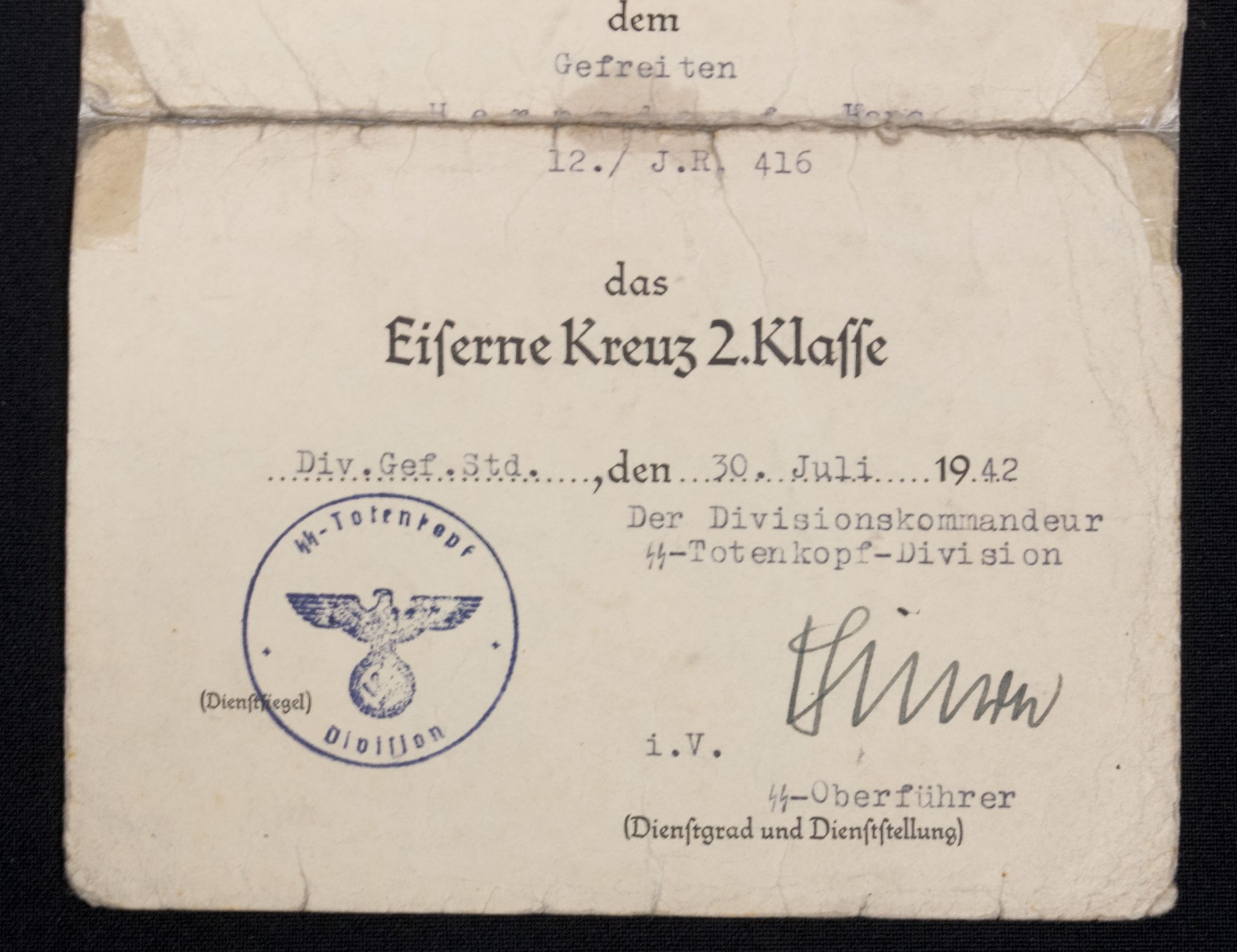 Citations Ek2 + VWA black, signed "Der Divisionskommandeur SS-Totenkopf Division" - Image 6
