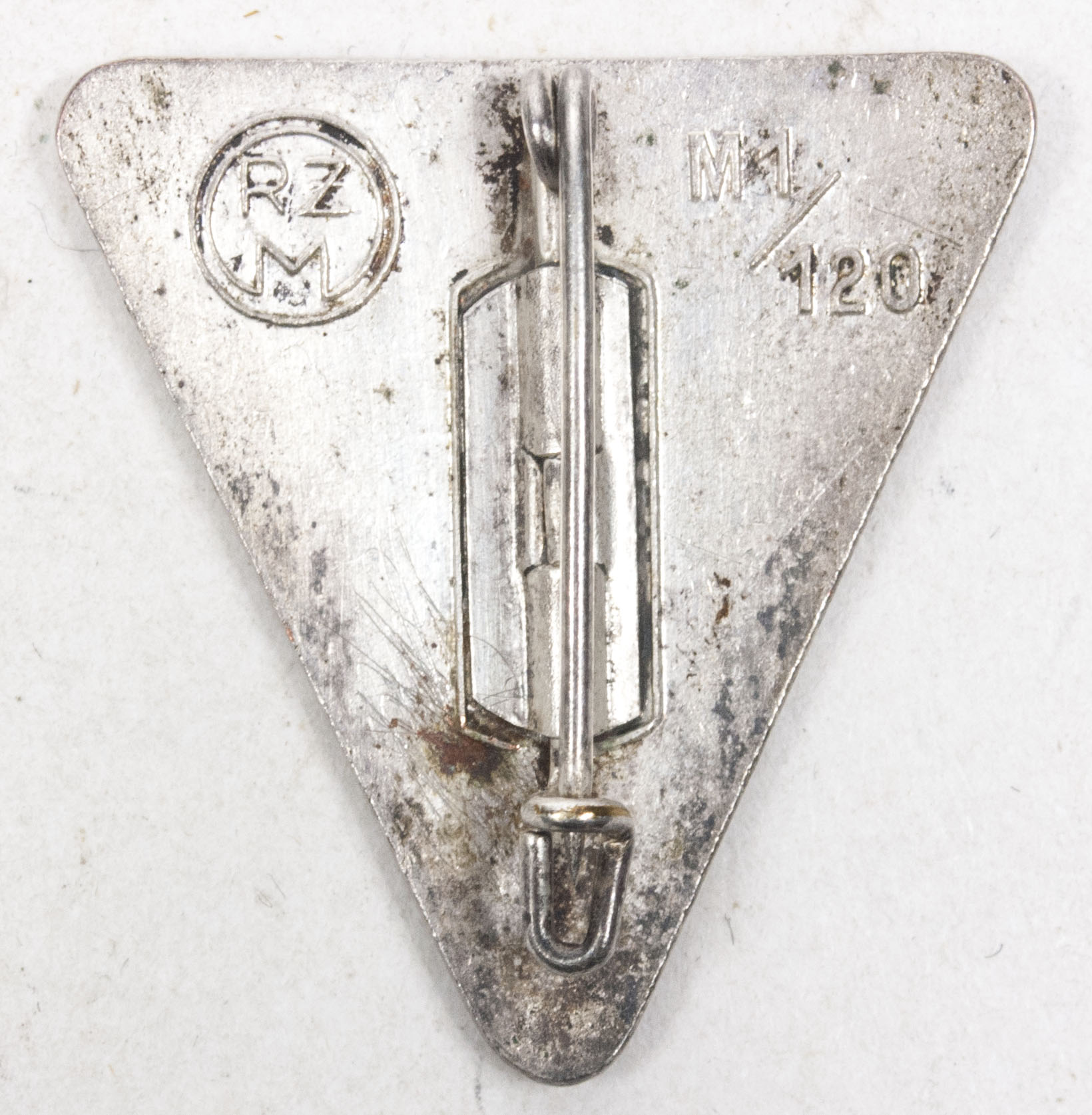 Deutsches Frauenwerk memberbadge RZM M1120 (3) Deutsches Frauenwerk memberbadge RZM M1120