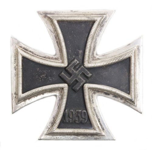 Eisernes Kreuz Erste Klasse (EK1) Iron Cross First Class (MM L13 Paul Meybauer)