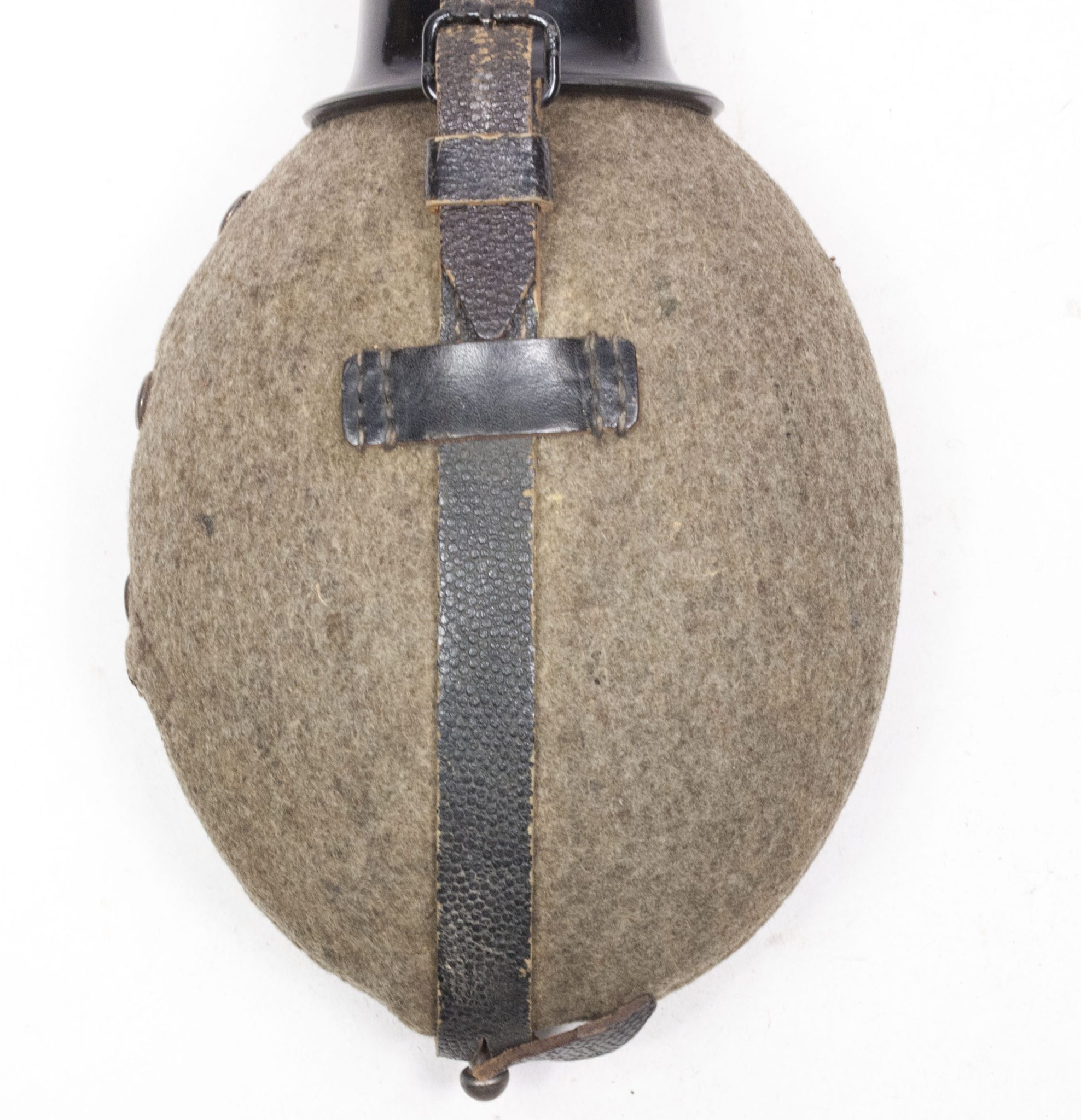 German WWII M42 canteen wih cup (3) German WWII M42 canteen wih cup