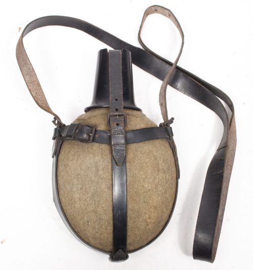 German WWII Mountain TroopsMedical canteen & cup (ESB 41)