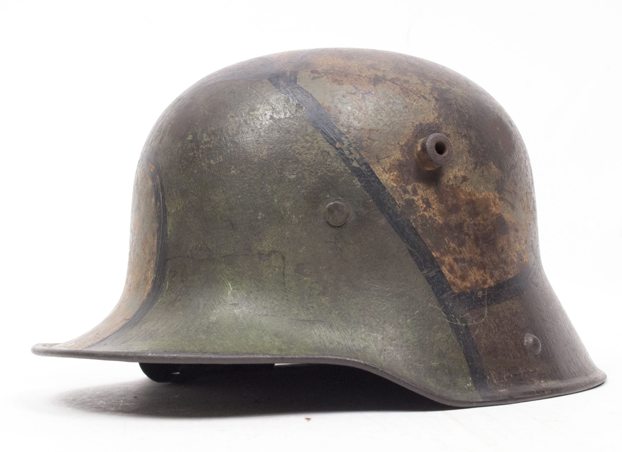 German helmet Model M16 with "Mimikri" camouflage pattern - Image 8