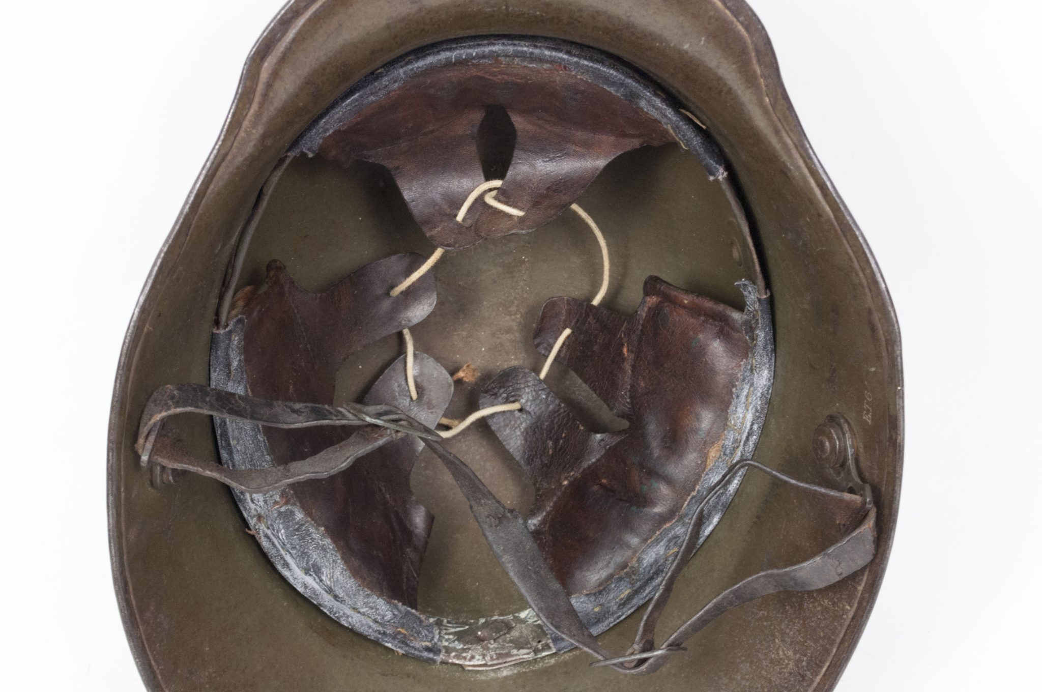 German helmet M16 named and with liner and chinstrap - Image 54
