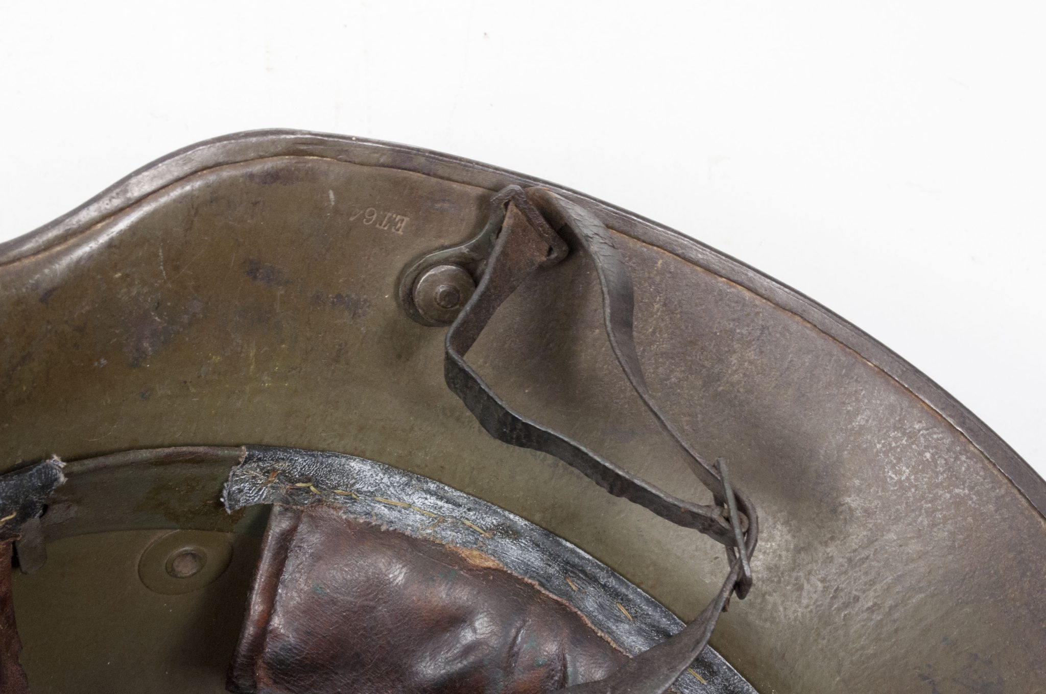 German helmet M16 named and with liner and chinstrap - Image 43