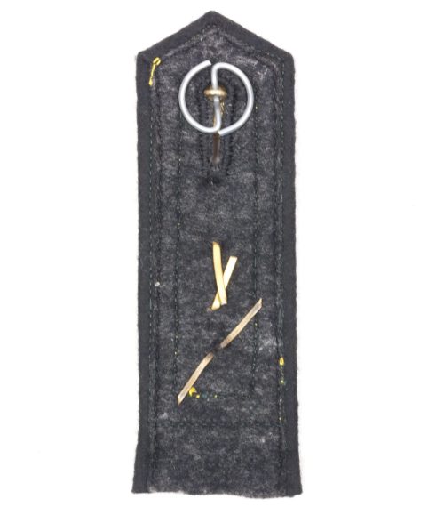 Kriegsmarine (KM) shoulderboard Küstenartillerie